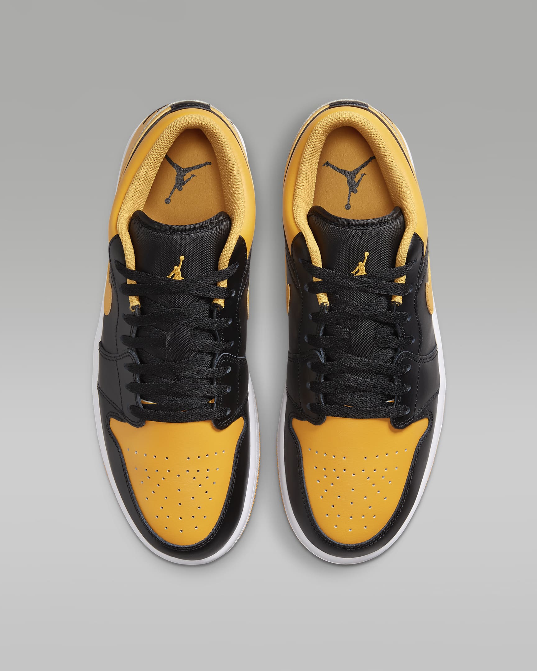 Air Jordan 1 Low férficipő - Fekete/Fehér/Yellow Ochre