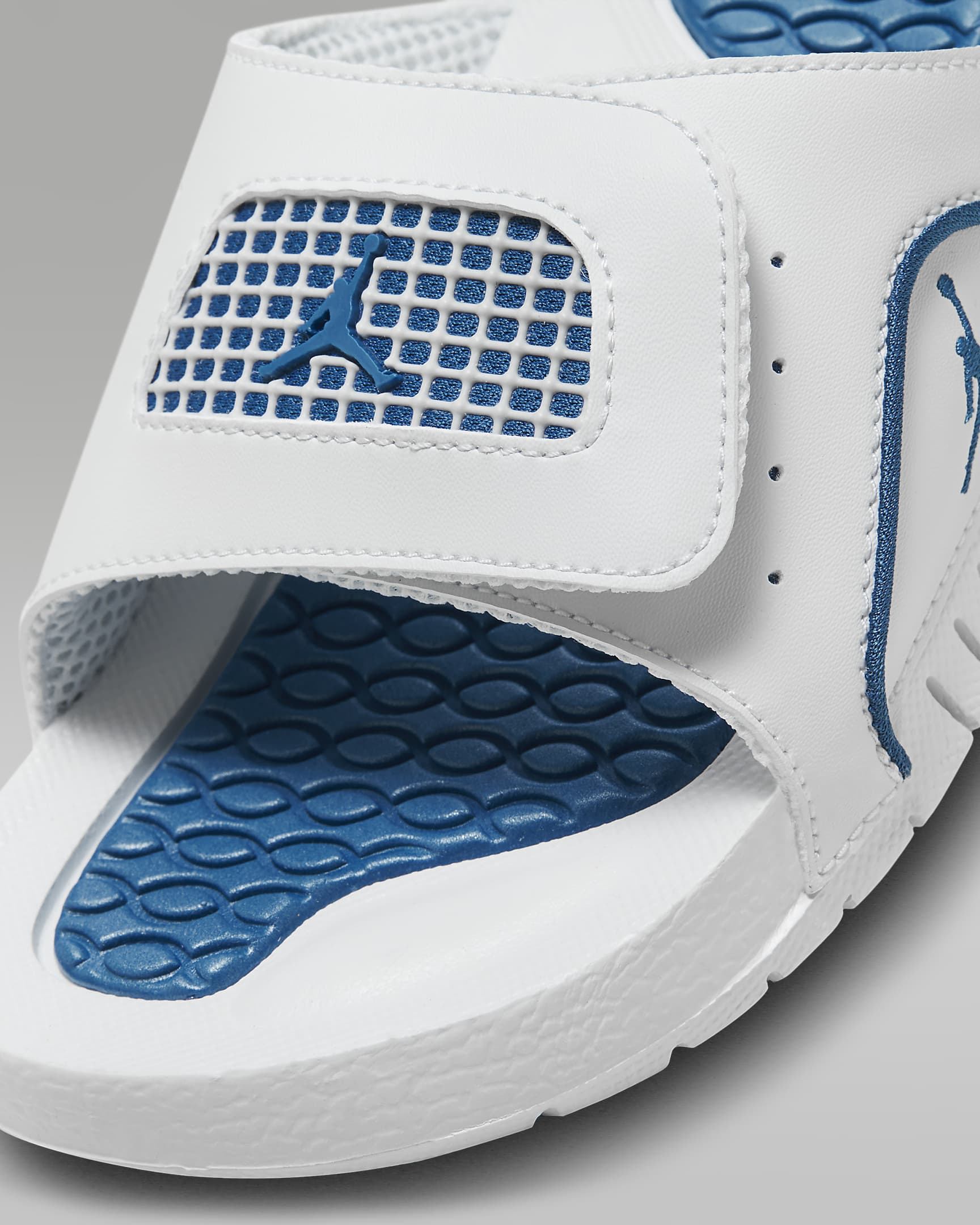 Jordan Hydro 4 Retro Big Kids' Slides. Nike.com