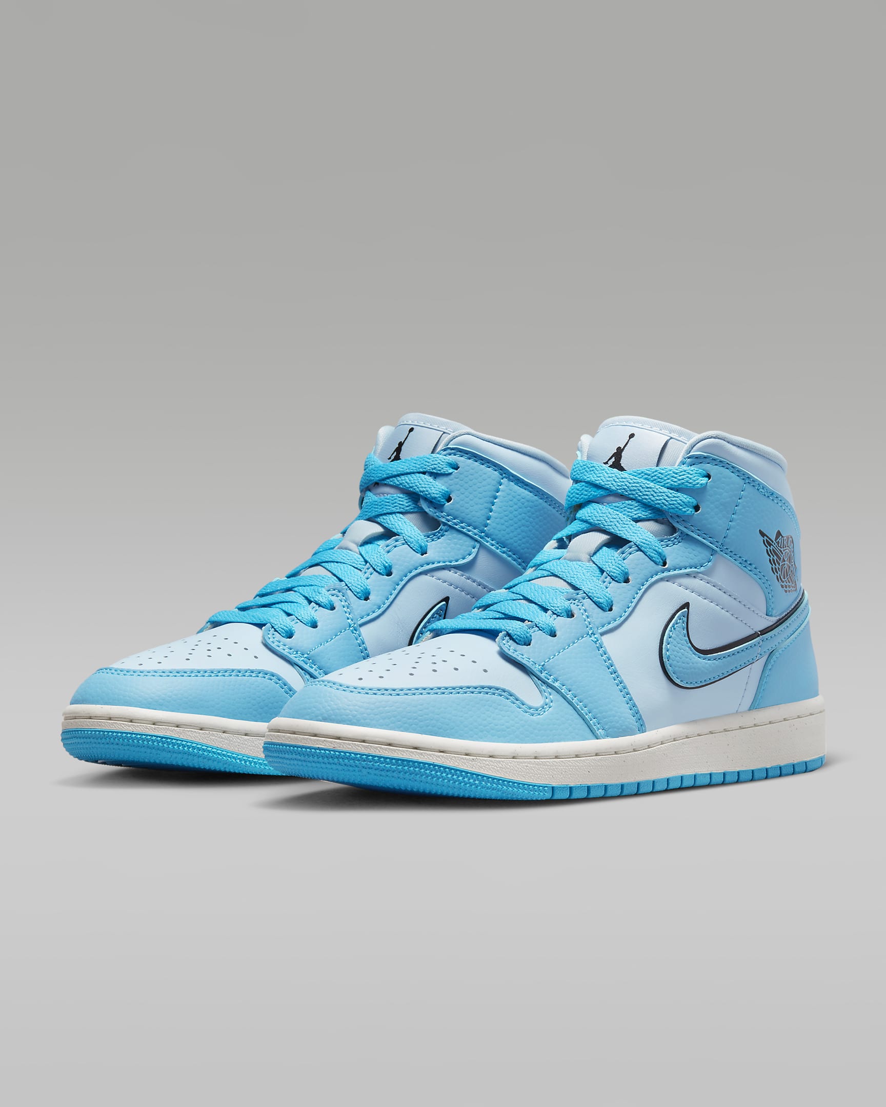 womens jordan mid 1