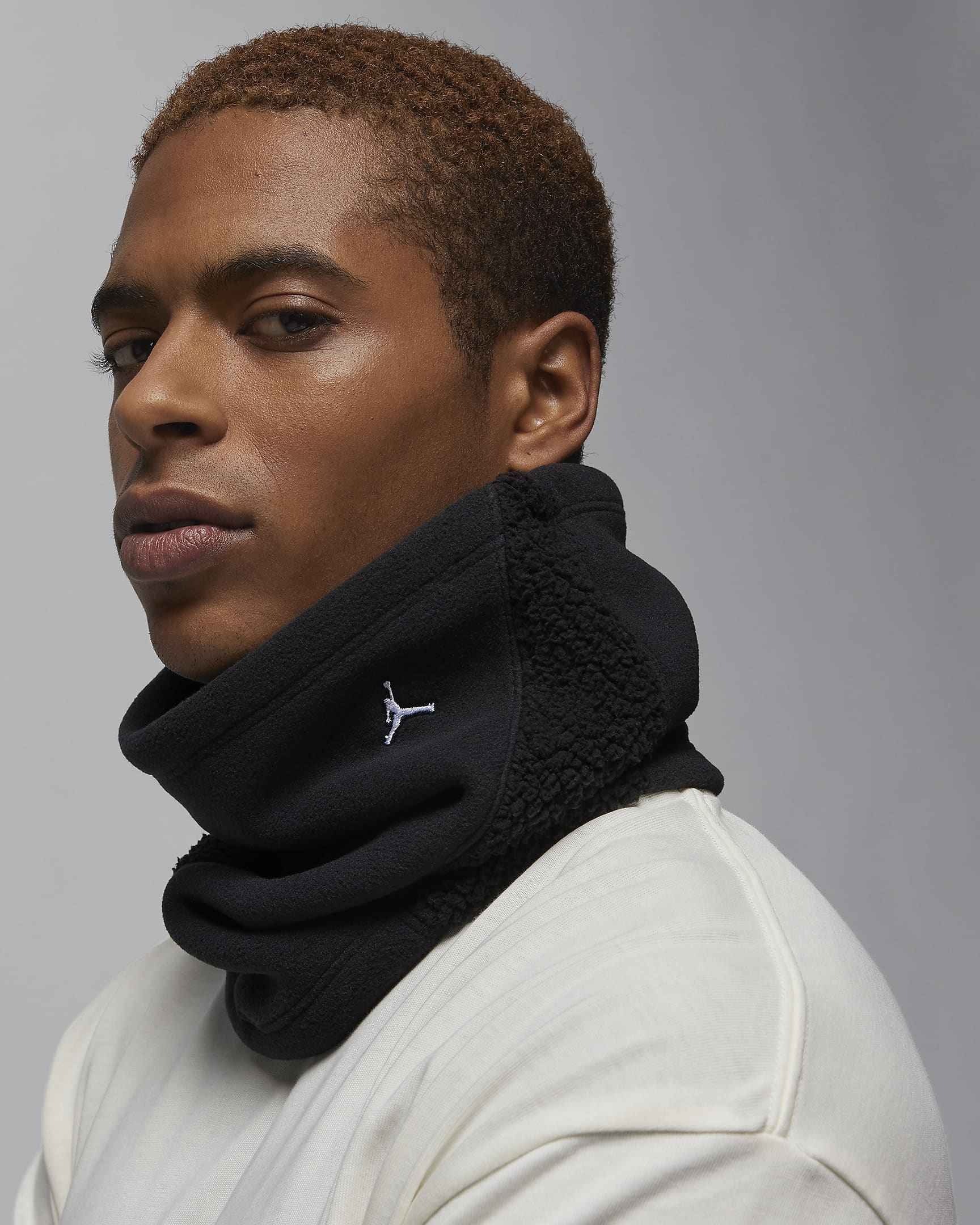 Calentador de cuello de tejido Fleece para hombre Jordan. Nike.com