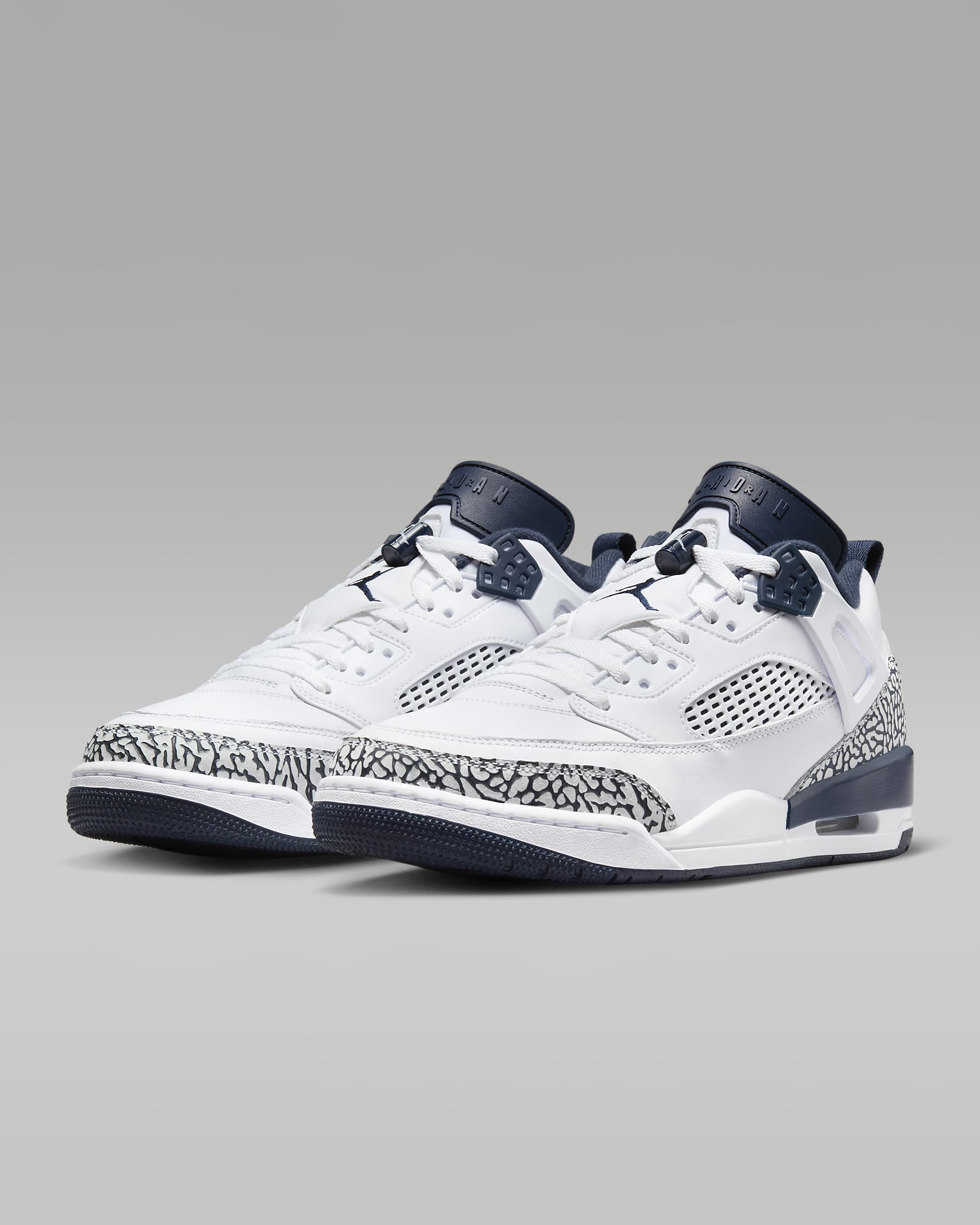 Buty męskie Jordan Spizike Low - Biel/Pure Platinum/Obsidian