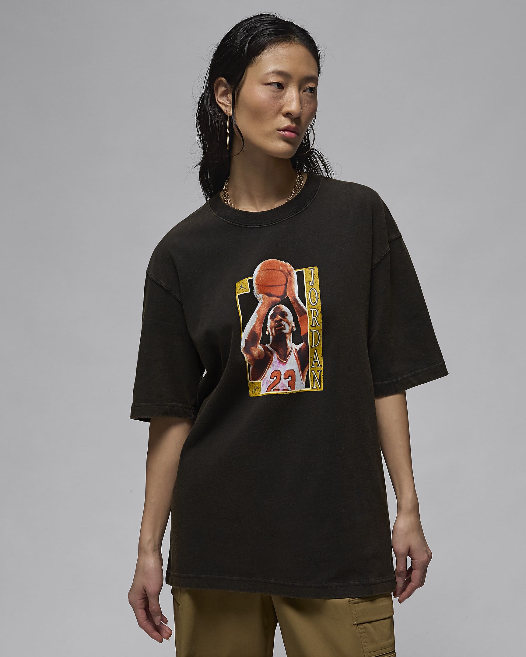 Jordan Women's Oversized Graphic T-Shirt - Black/Iron Grey