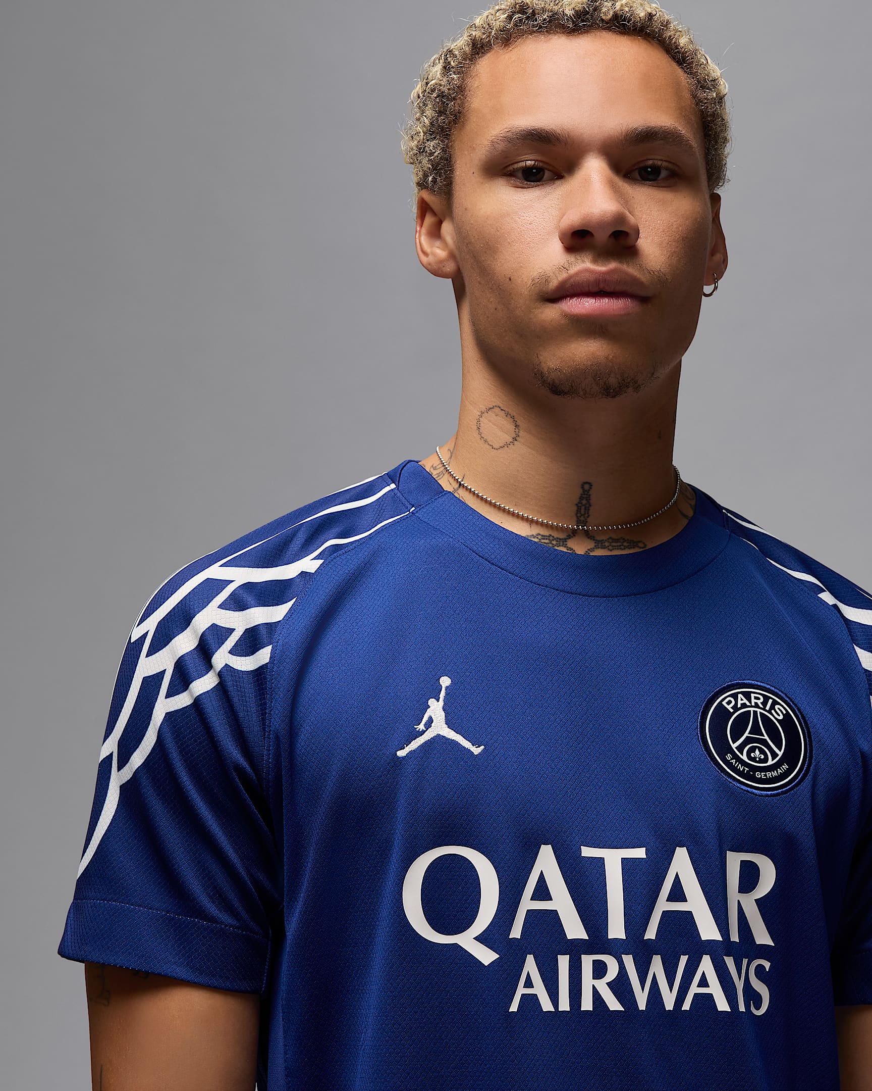 Paris Saint-Germain 2024/25 Stadium Fourth Jordan Replika-Fußballtrikot ...