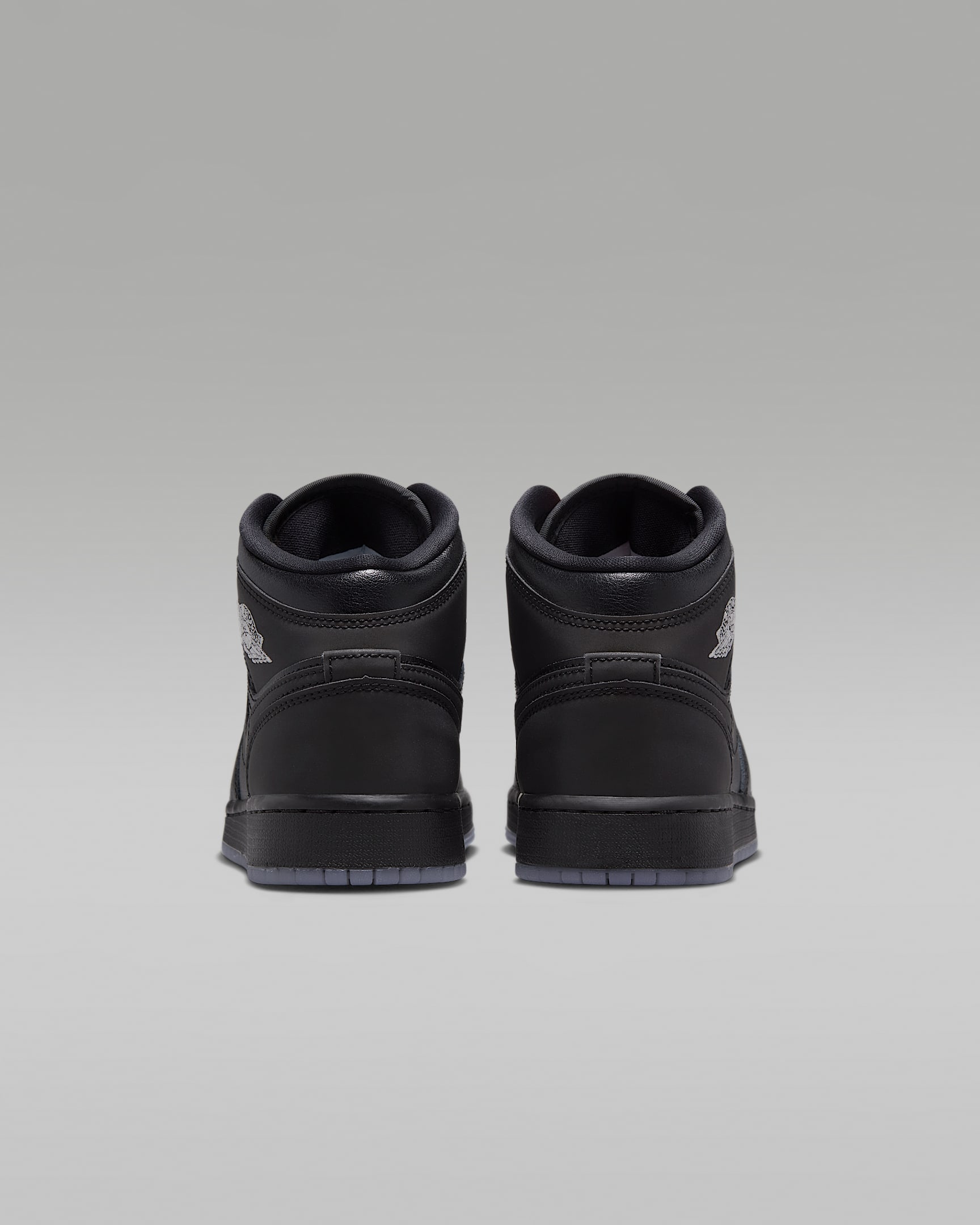 scarpa air jordan 1 mid