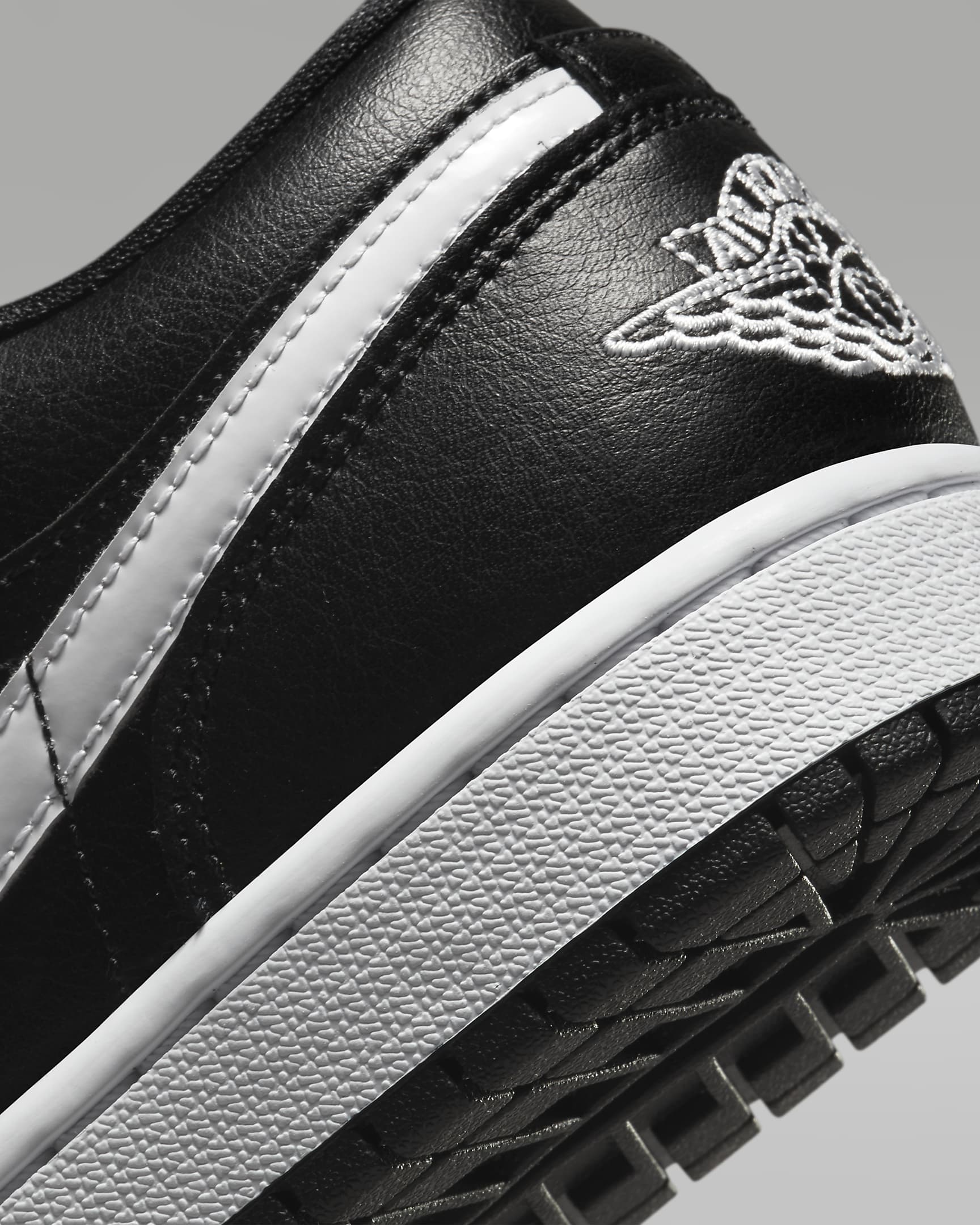 Air Jordan 1 Low Women's Shoes - Black/Black/White