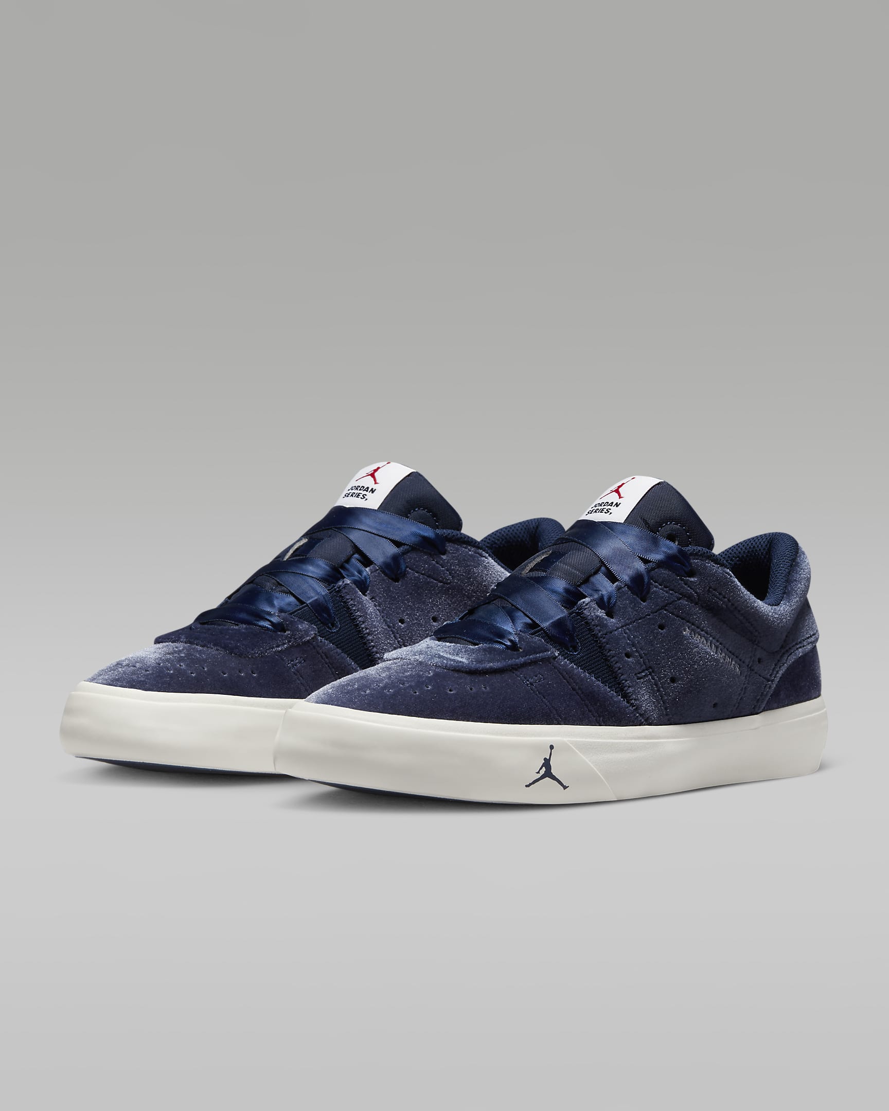 Jordan Series .05 SE Low Women's Shoes - Midnight Navy/Sail/White/University Red