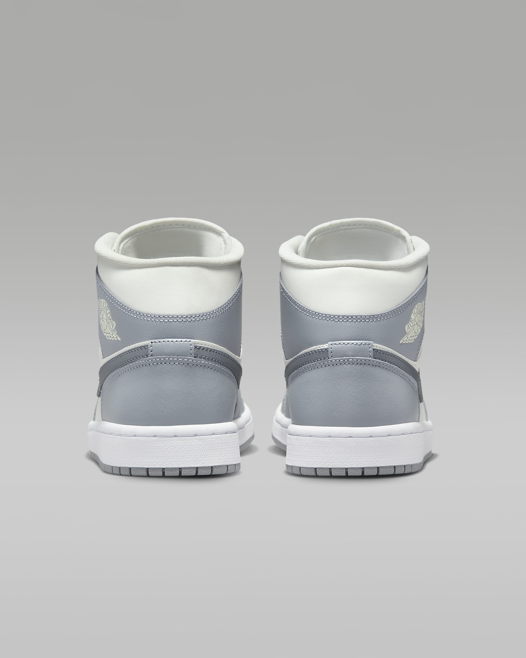Air Jordan 1 Mid Women's Shoes. Nike PH