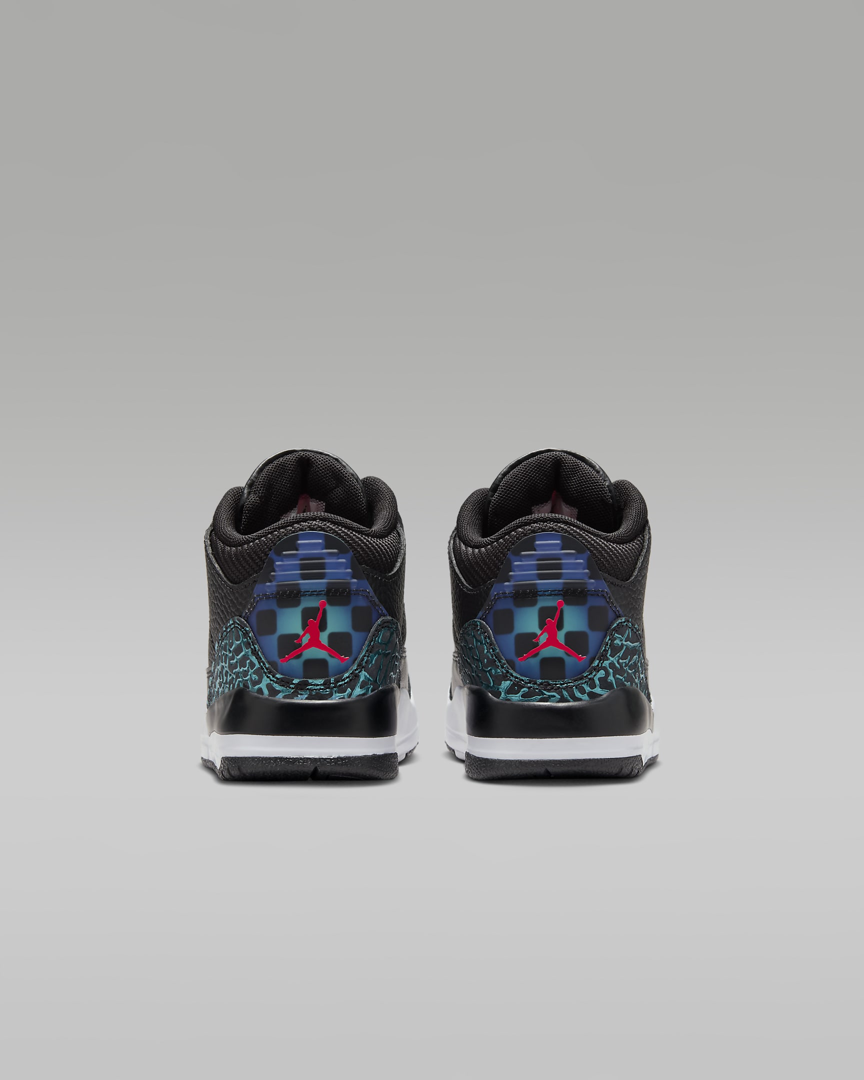 Jordan 3 Retro Younger Kids' Shoes - Black/Hyper Jade/White/Siren Red