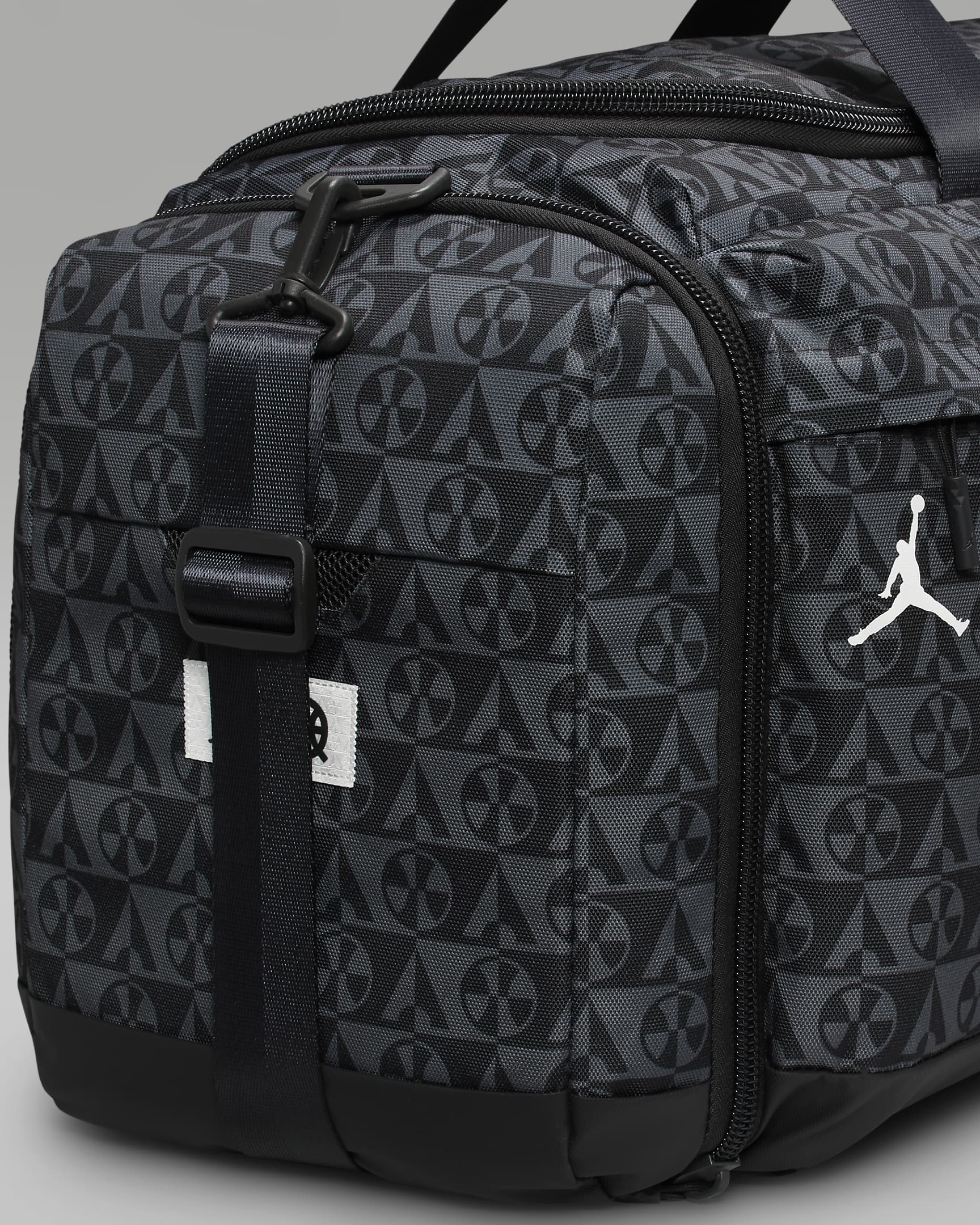 Jordan Quai 54 Duffle (60L) - Off Noir