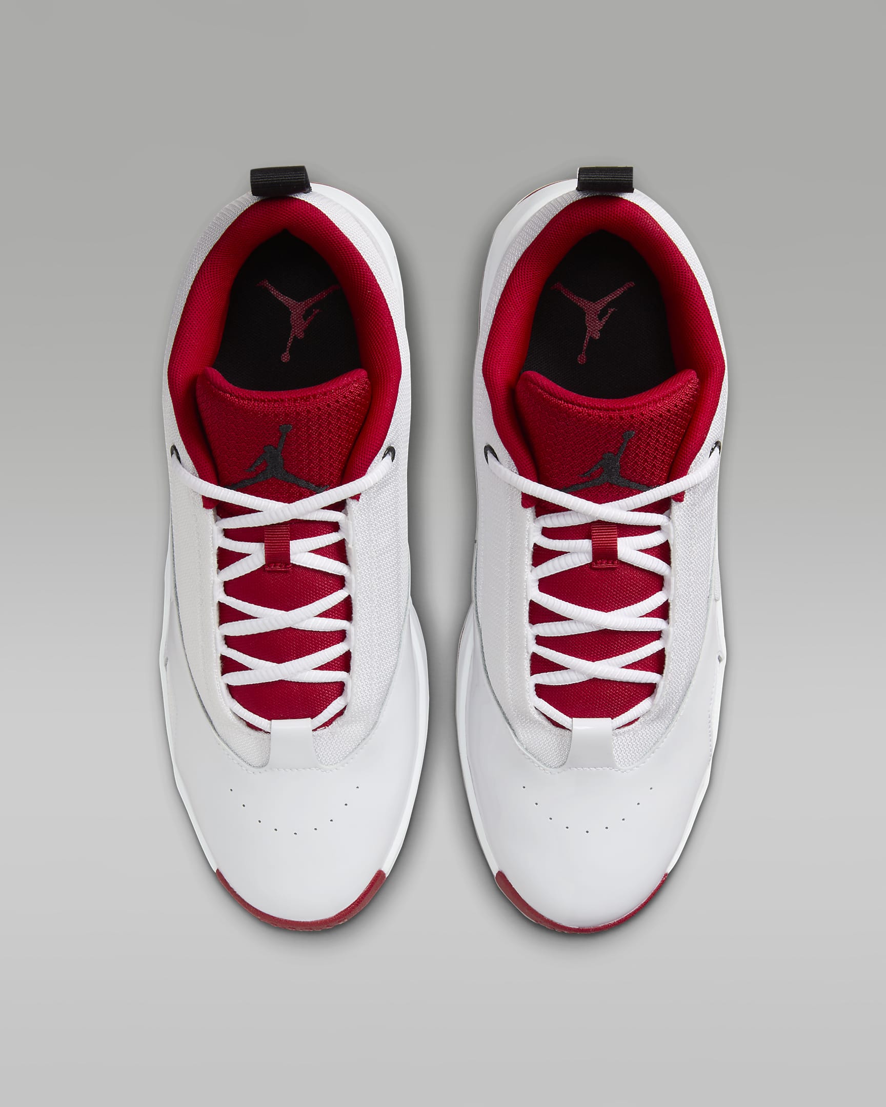 Jordan Max Aura 6 Men's Shoes - White/Black/Gym Red