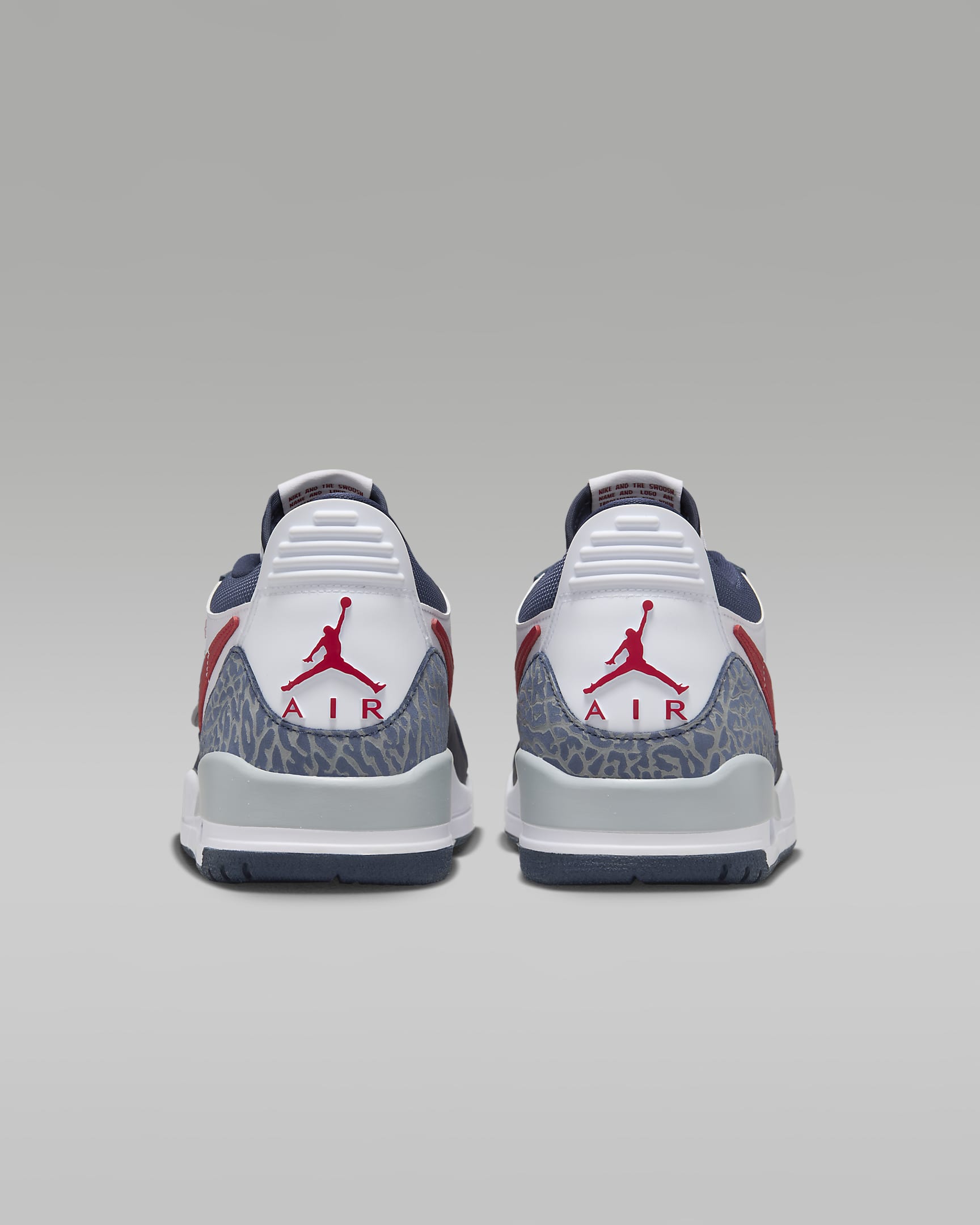 Sapatilhas Air Jordan Legacy 312 Low para homem - Branco/Midnight Navy/Cinzento Wolf/Vermelho Varsity