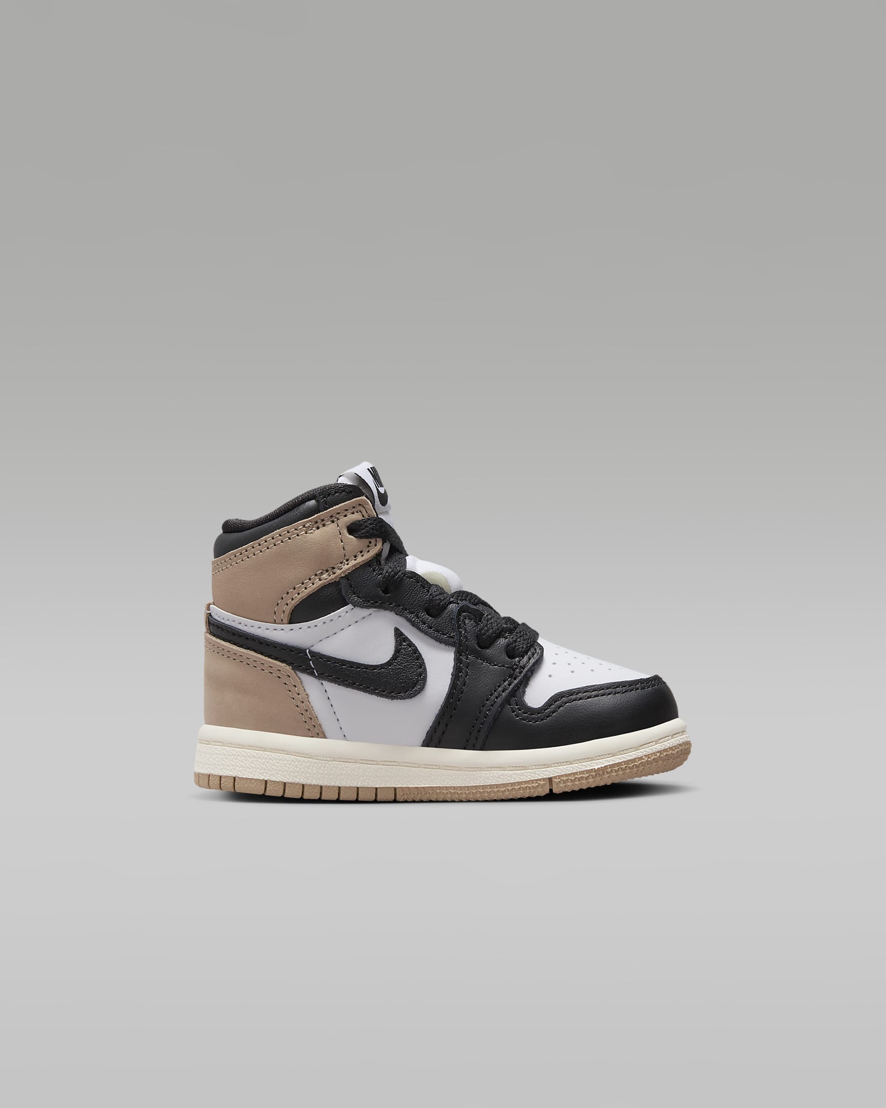 Jordan 1 Retro 高筒 OG "Latte" 嬰幼兒鞋款 - 黑色/白色/Sail/傳奇中棕色