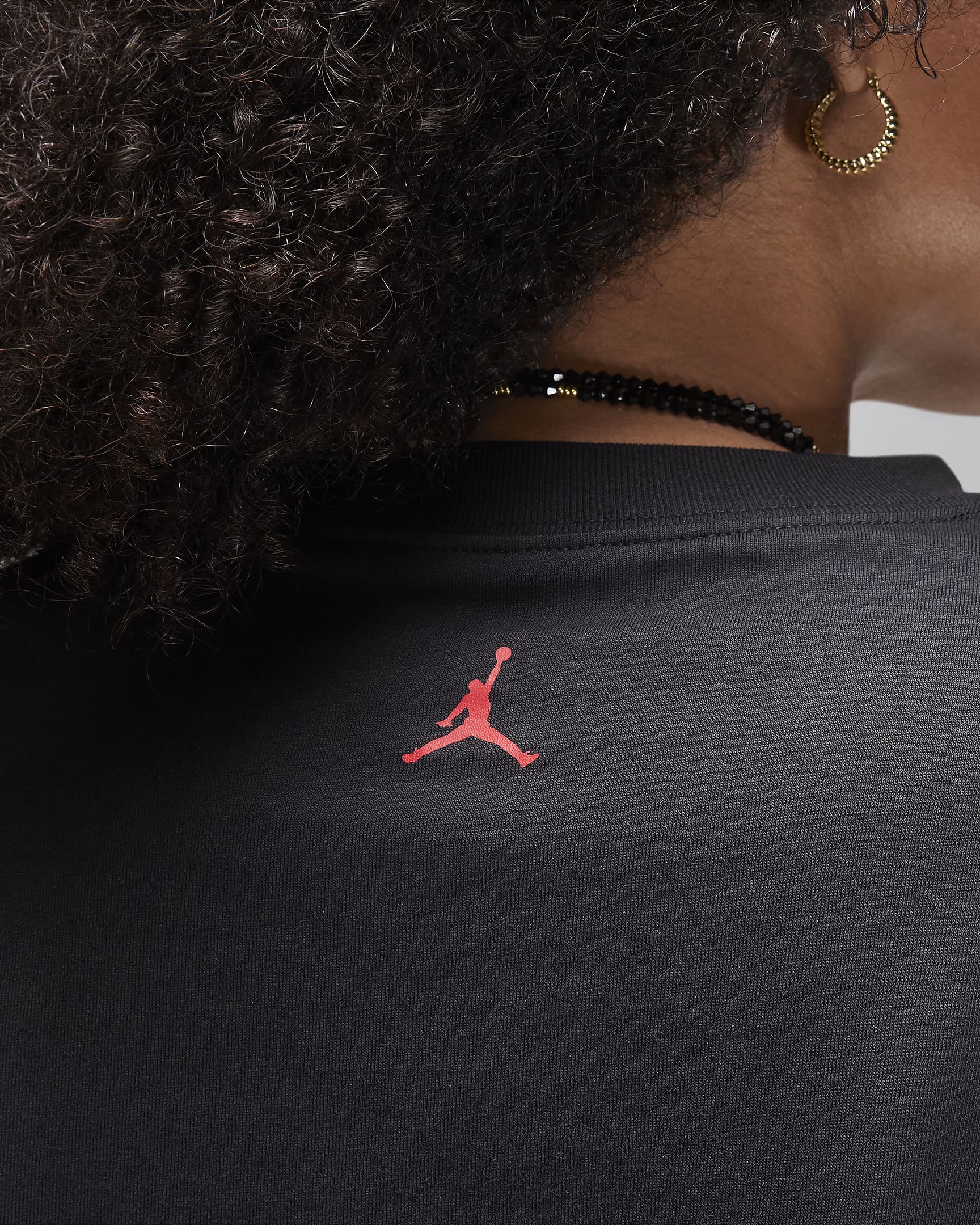 Jordan Women's Graphic T-Shirt - Black/Gym Red