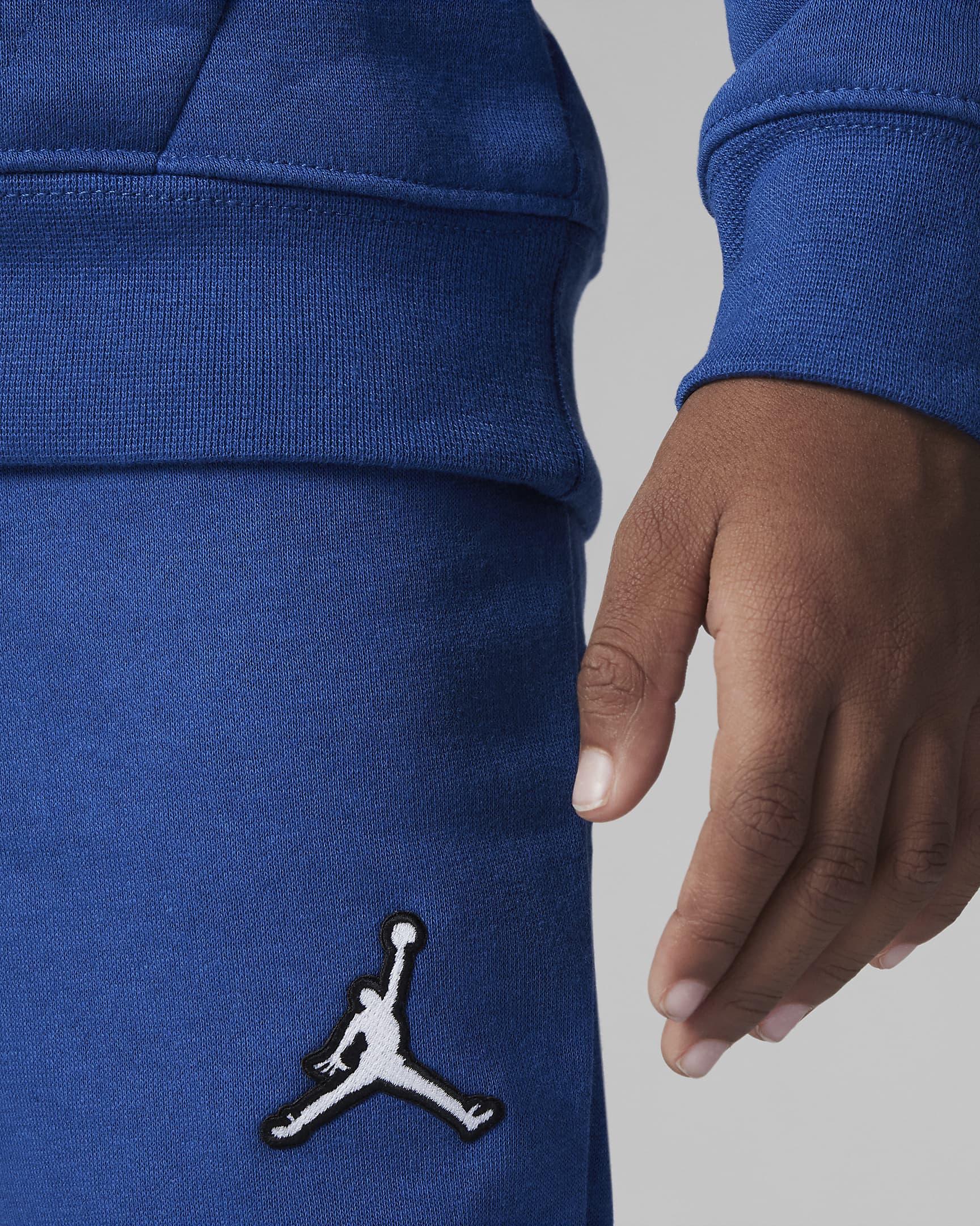 Ensemble avec sweat à capuche et pantalon en tissu Fleece Essentials Jordan pour Jeune enfant - True Blue