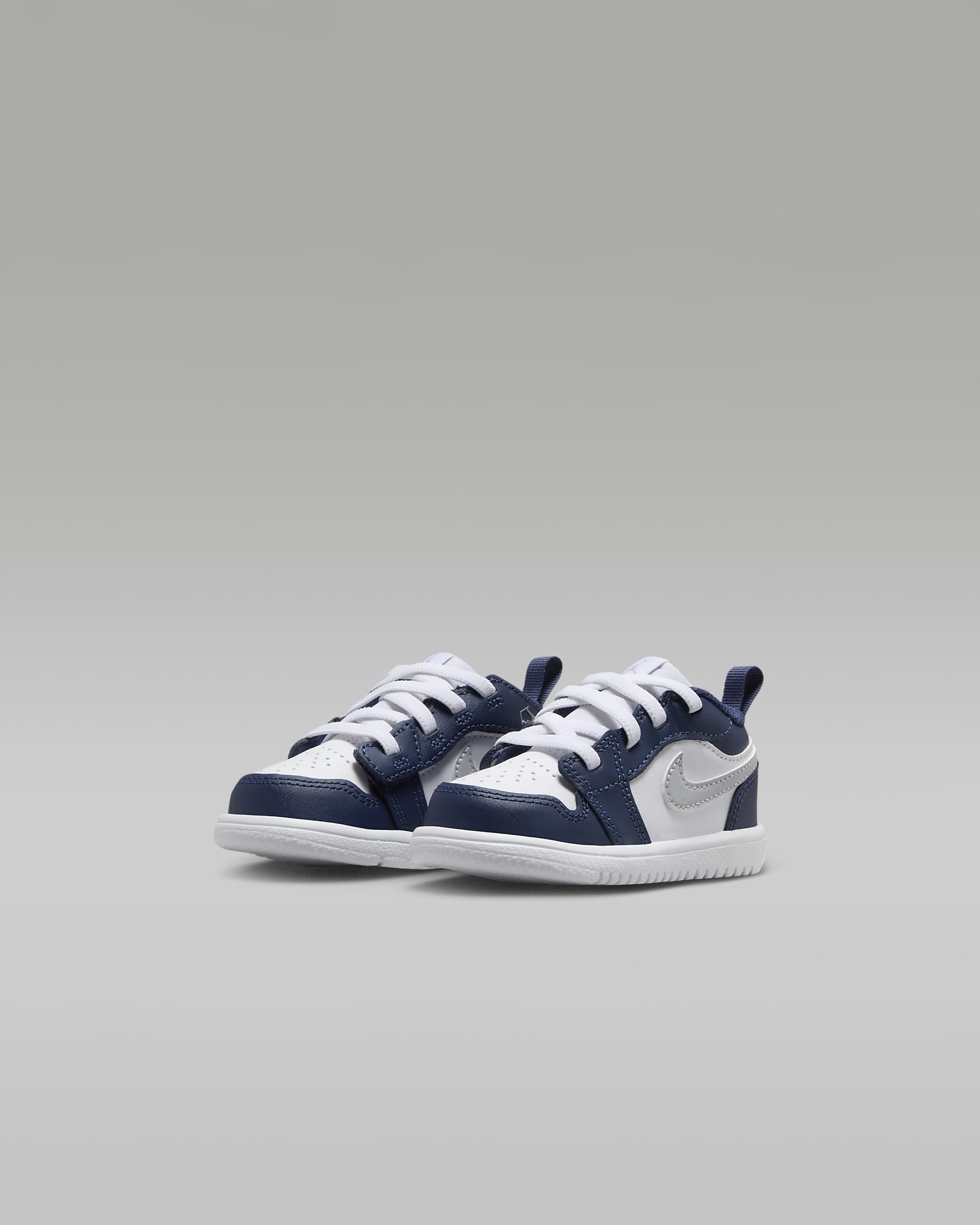 Jordan 1 Low Alt Bebek Ayakkabısı - Beyaz/Midnight Navy/Wolf Grey