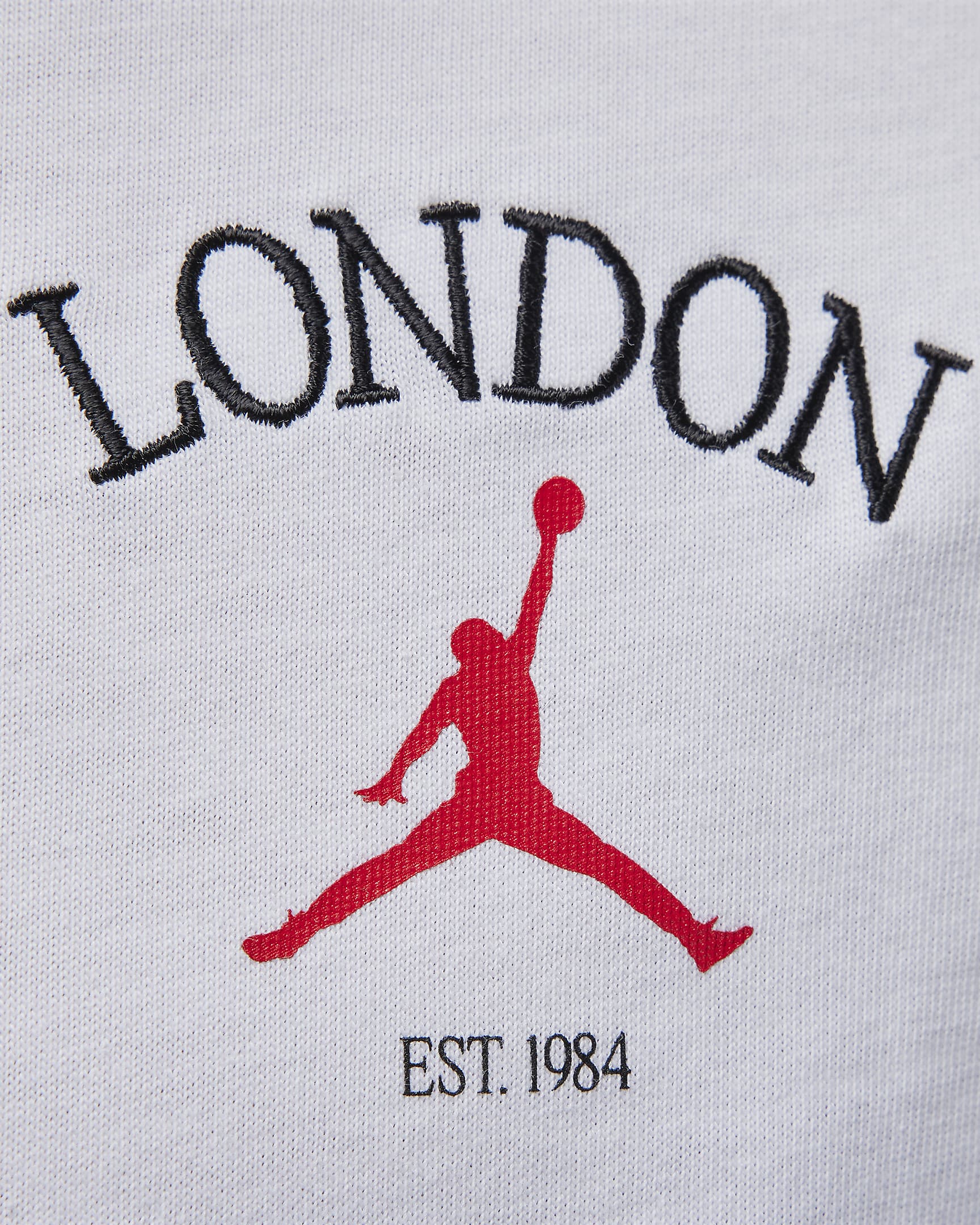 Jordan London Men's T-Shirt. Nike CZ
