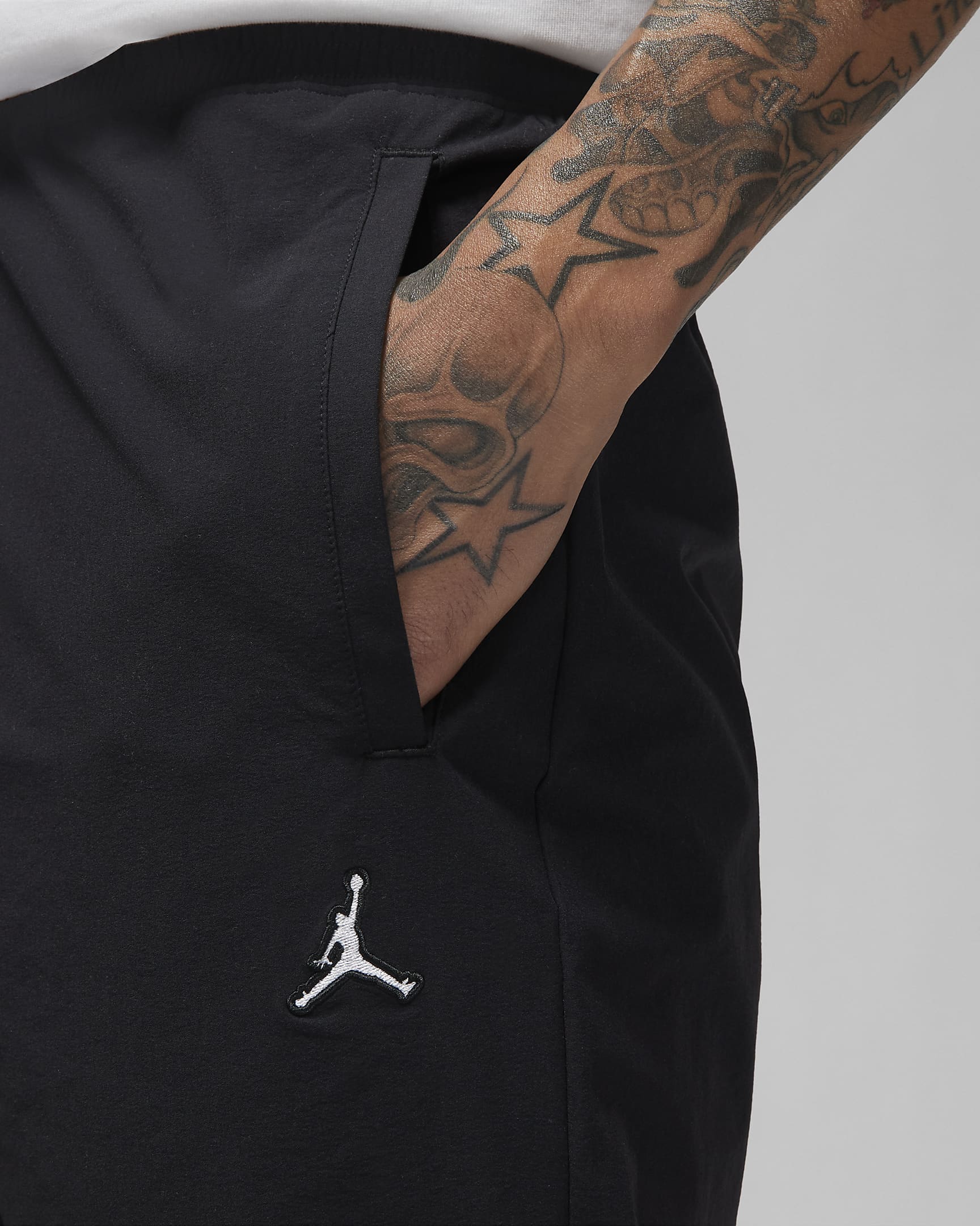 Jordan Essentials Men's Woven Trousers. Nike AU