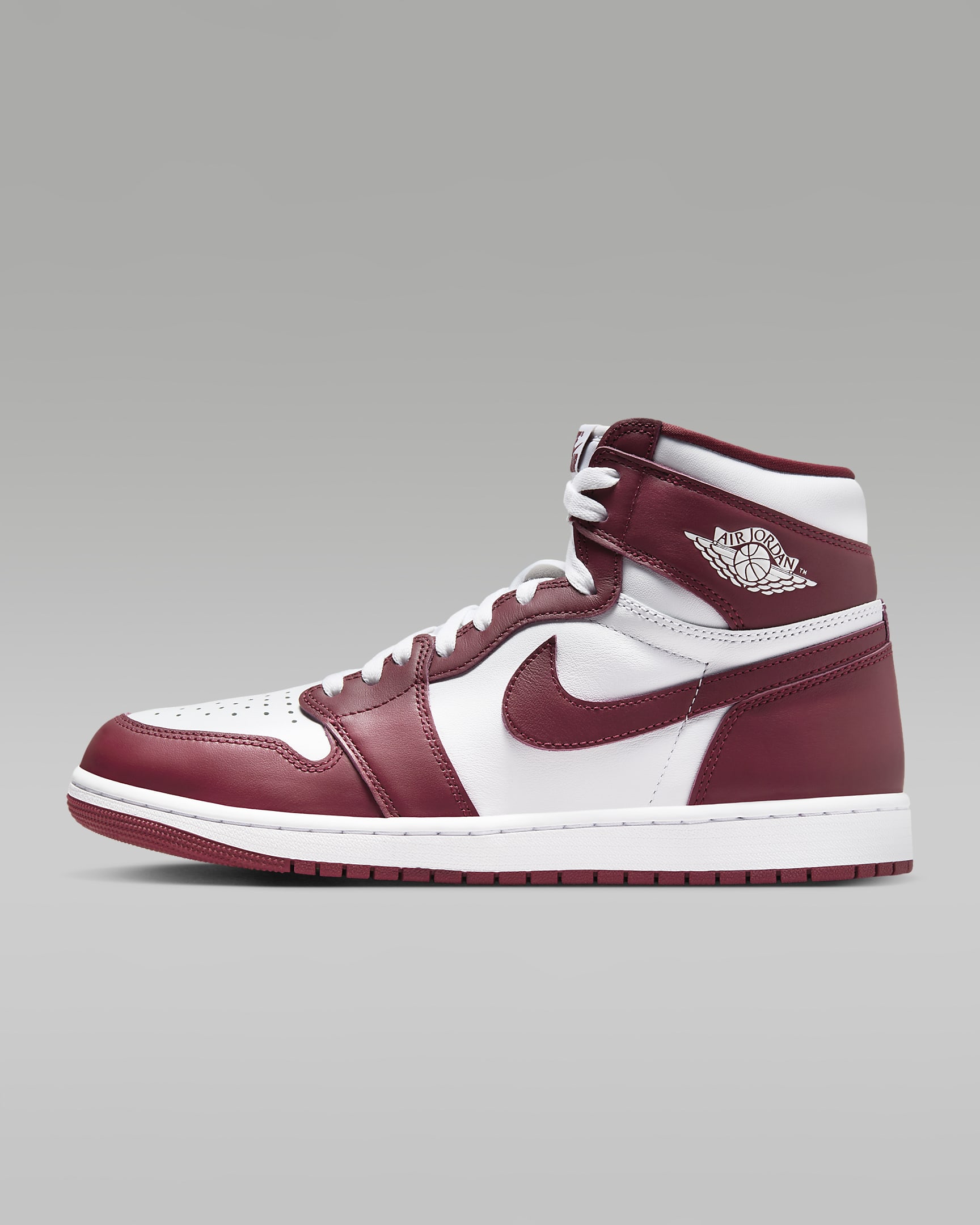 Air Jordan 1 Retro High OG Men's Shoes - White/Team Red