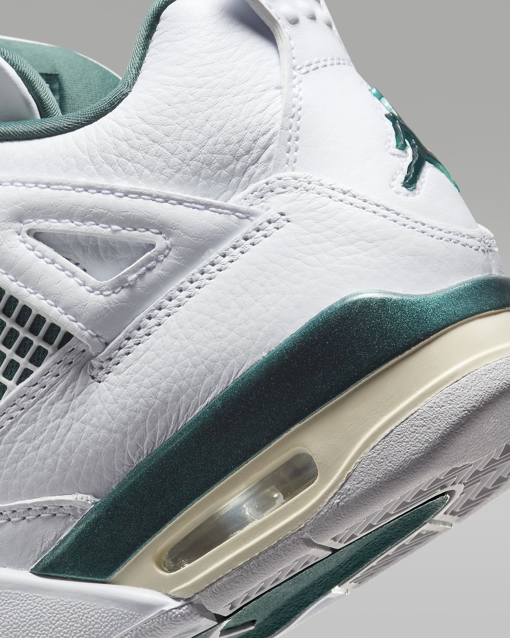 Air Jordan 4 Retro 'Oxidised Green' Older Kids' Shoes - White/White/Neutral Grey/Oxidised Green