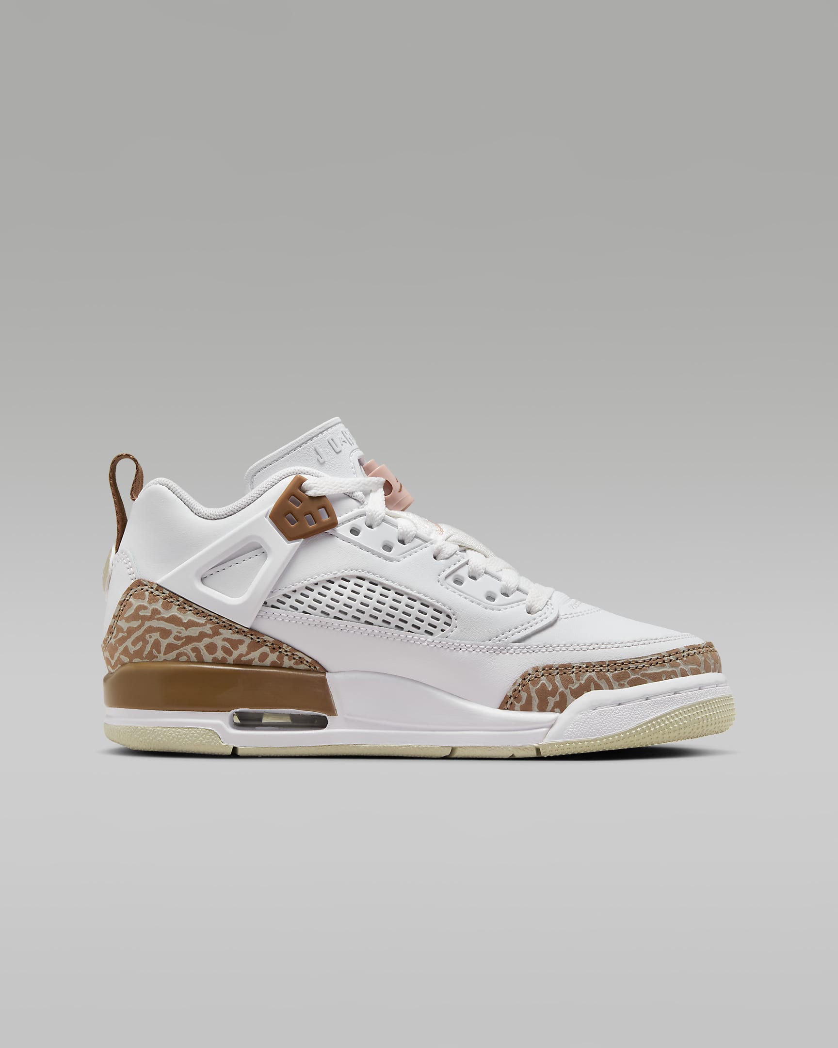 Sapatilhas Jordan Spizike Low Júnior - Branco/Castanho Archaeo/Light Bone/Rosa Oxford