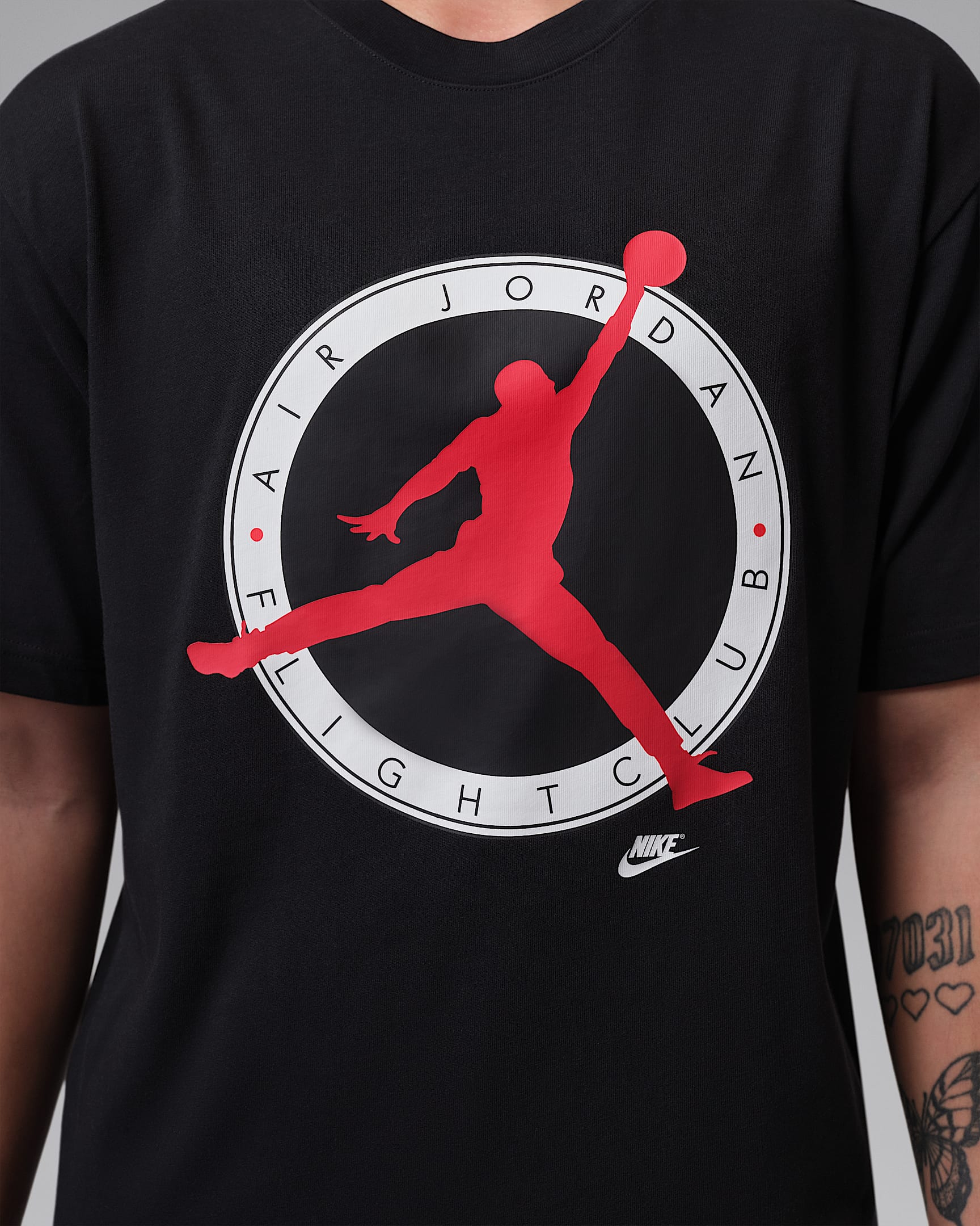 เสื้อยืดผู้ชาย Jordan Flight Club - ดำ/University Red
