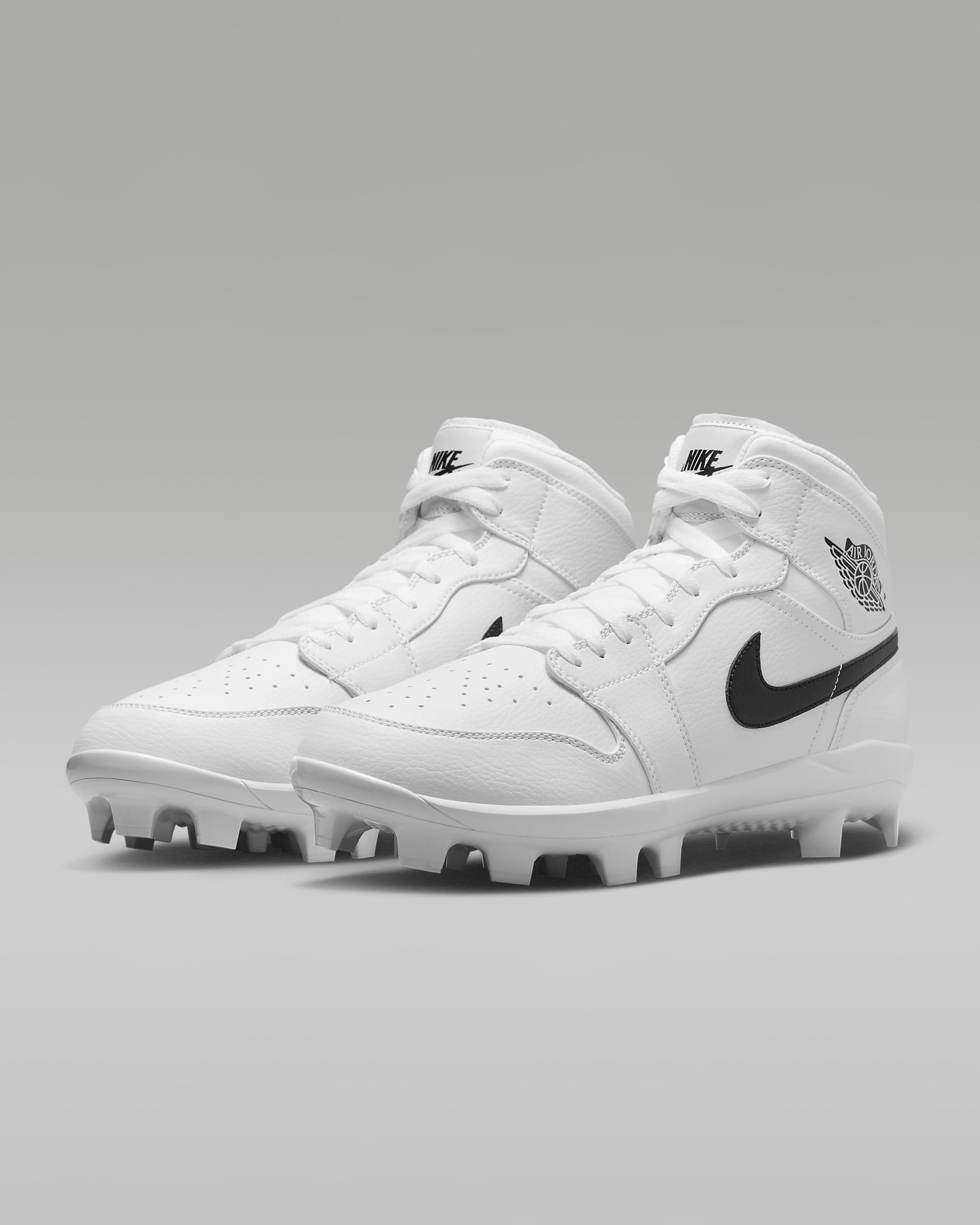 Jordan 1 Retro MCS Men's Baseball Cleats - White/Black