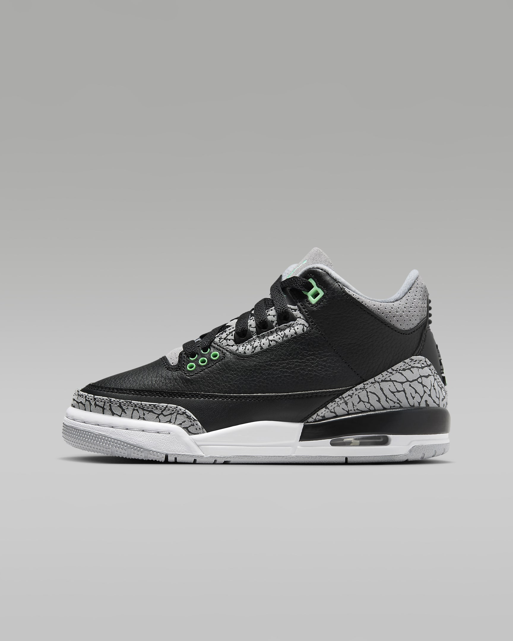 Air Jordan 3 Retro "Green Glow" Big Kids' Shoes - Black/Wolf Grey/White/Green Glow