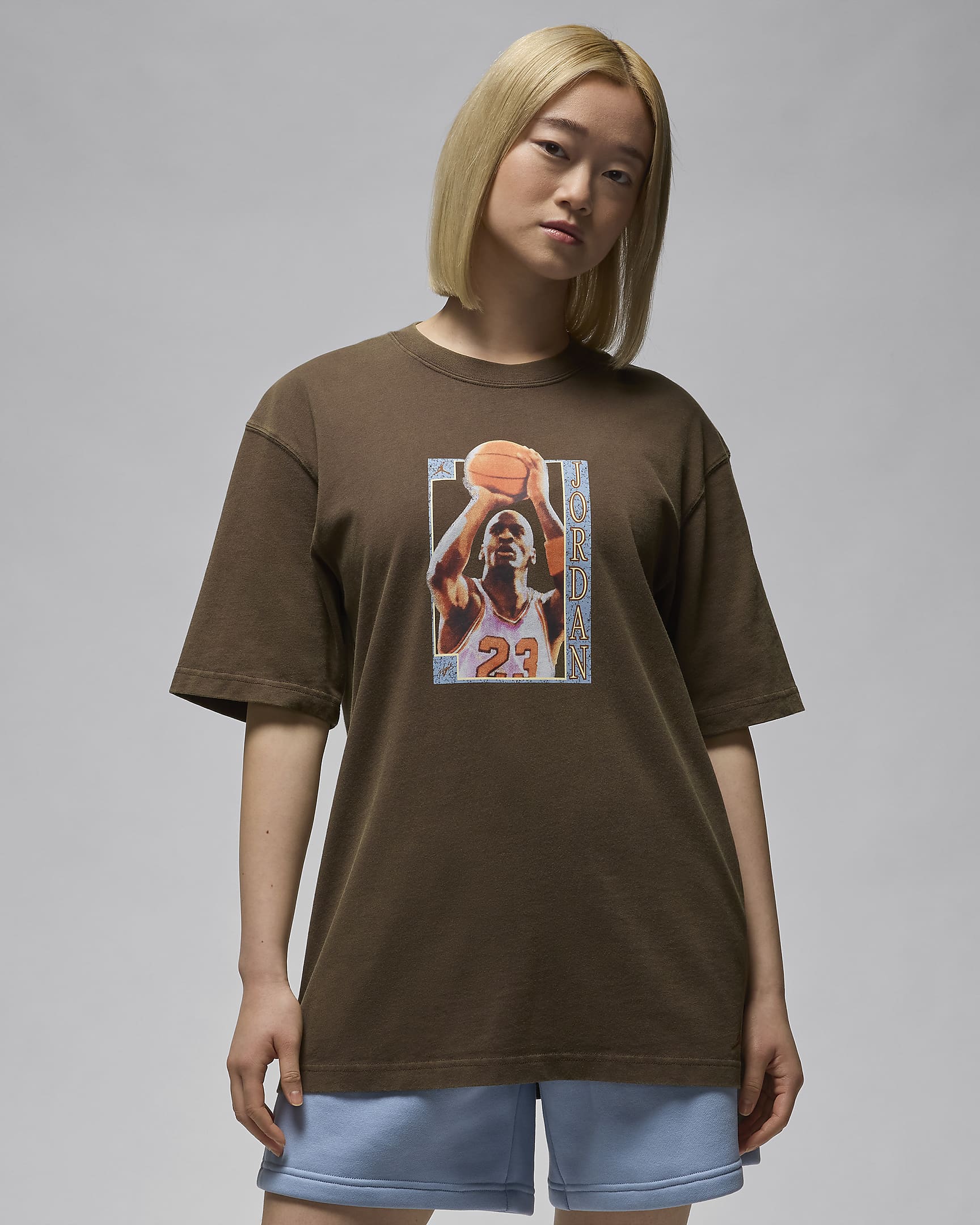 Jordan Women's Oversized Graphic T-Shirt - Baroque Brown/Legend Coffee
