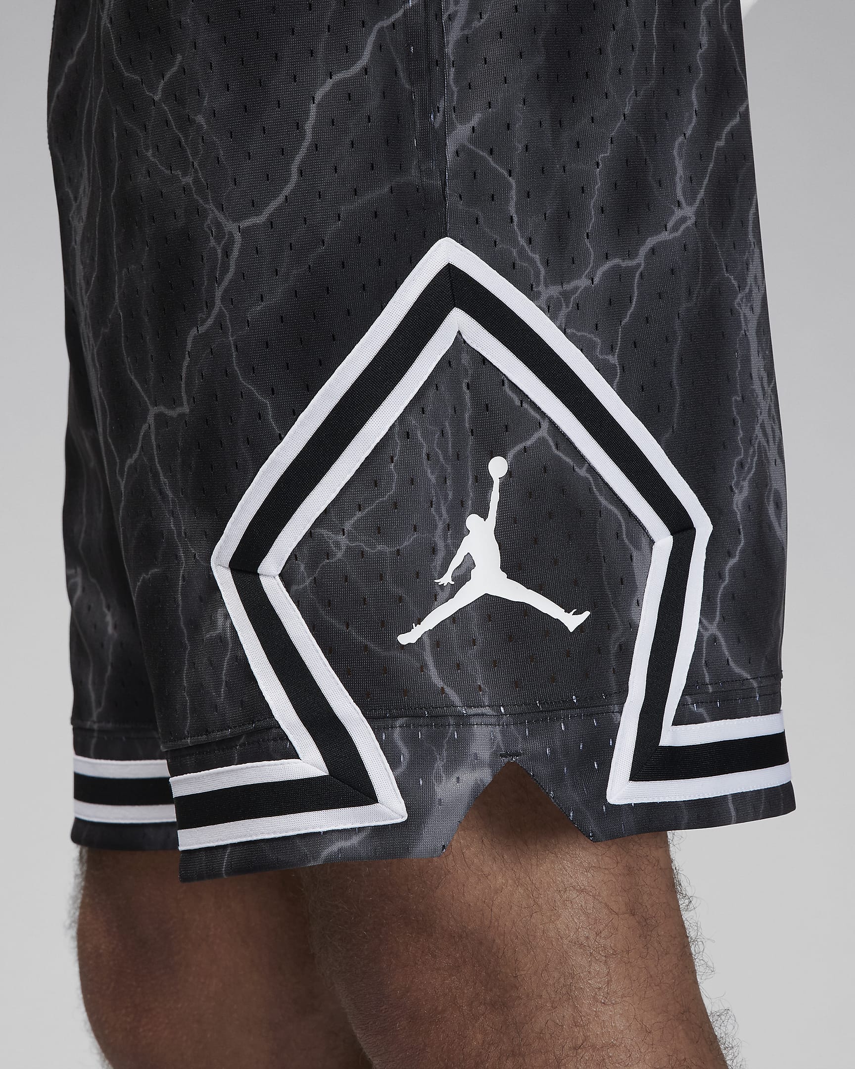 Jordan Sport Men's Dri-FIT Diamond Shorts - Black/White/White