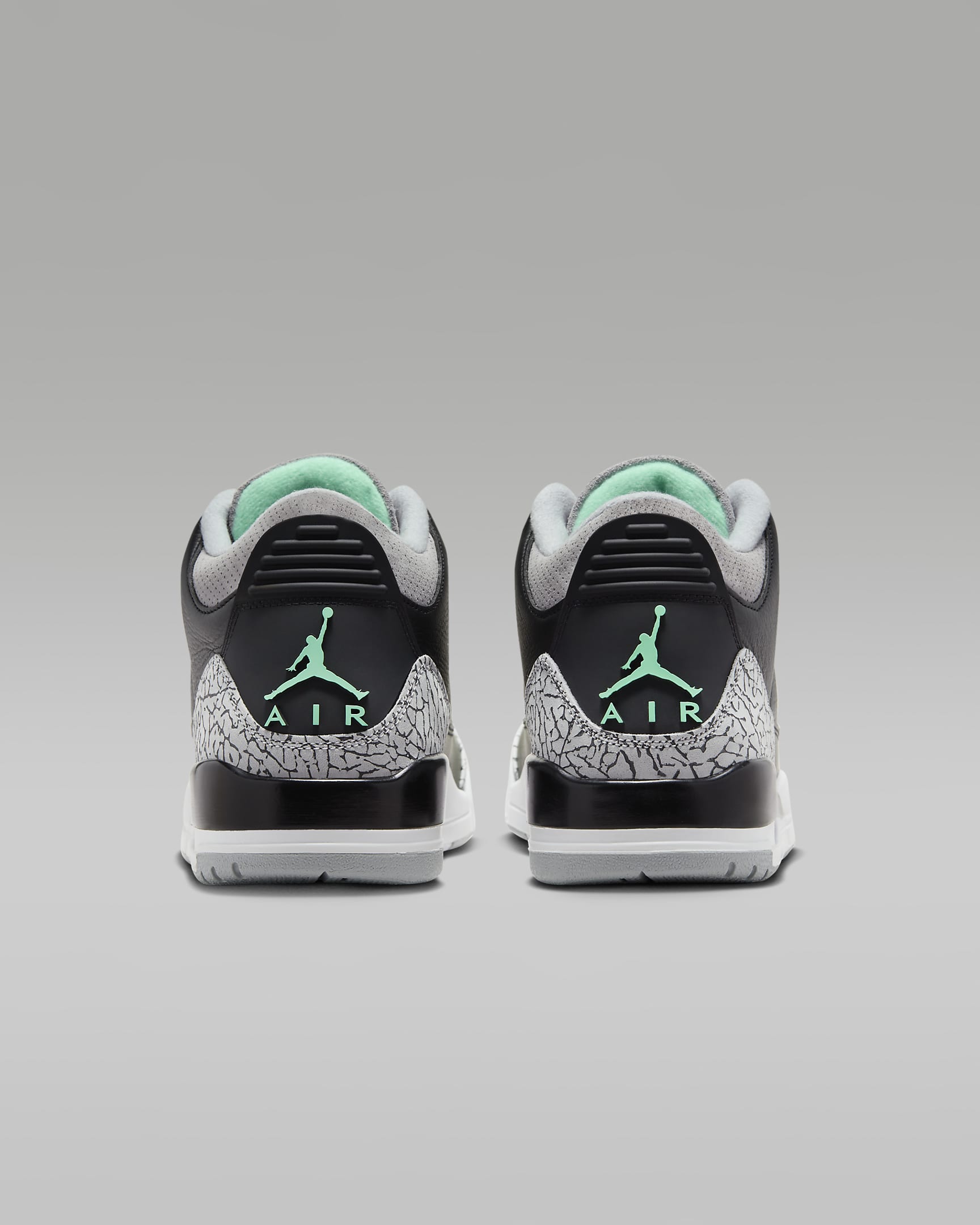 รองเท้าผู้ชาย Air Jordan 3 Retro "Green Glow" - ดำ/Wolf Grey/ขาว/Green Glow