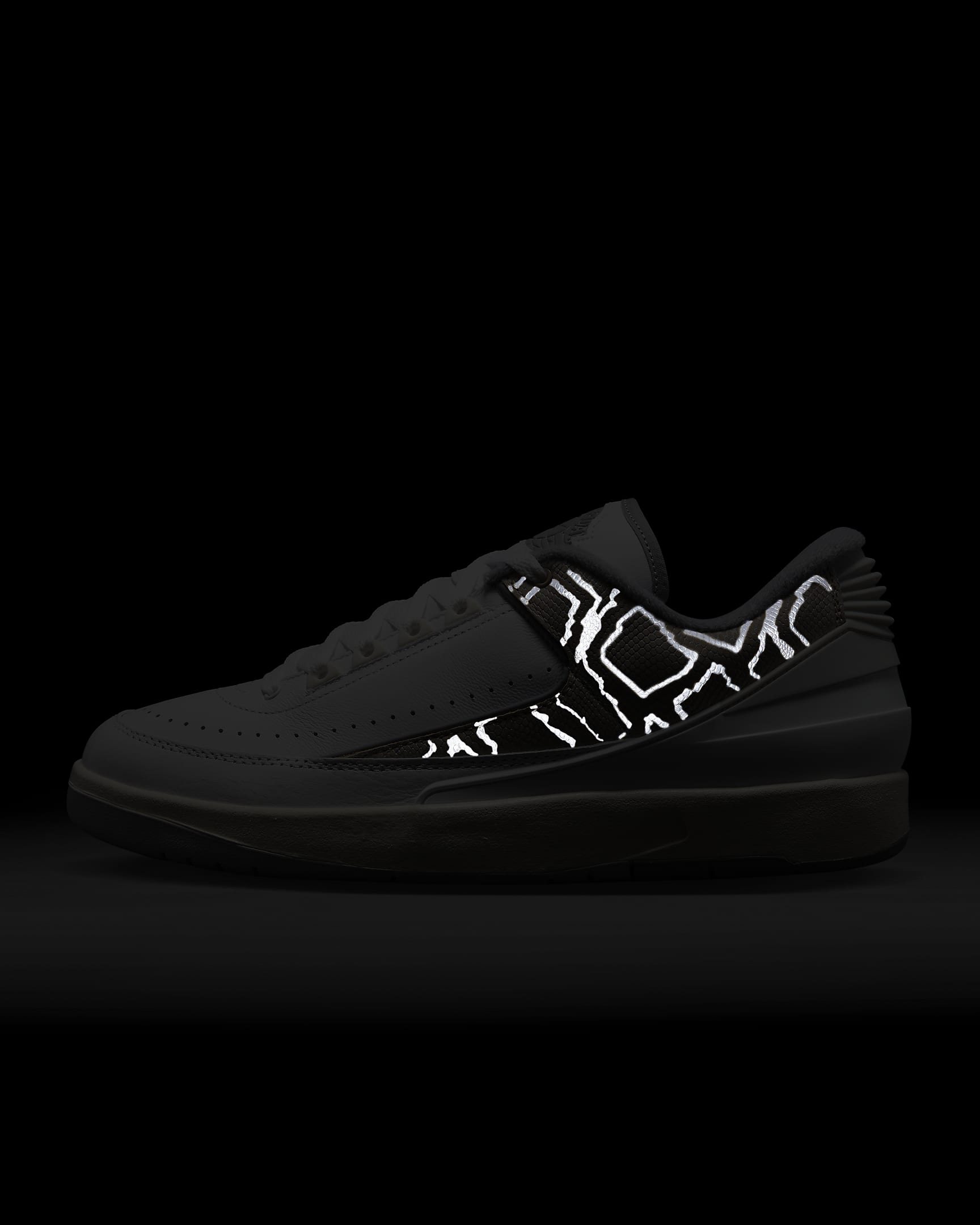 Air Jordan 2 Retro Low 'Python' Men's Shoes. Nike LU