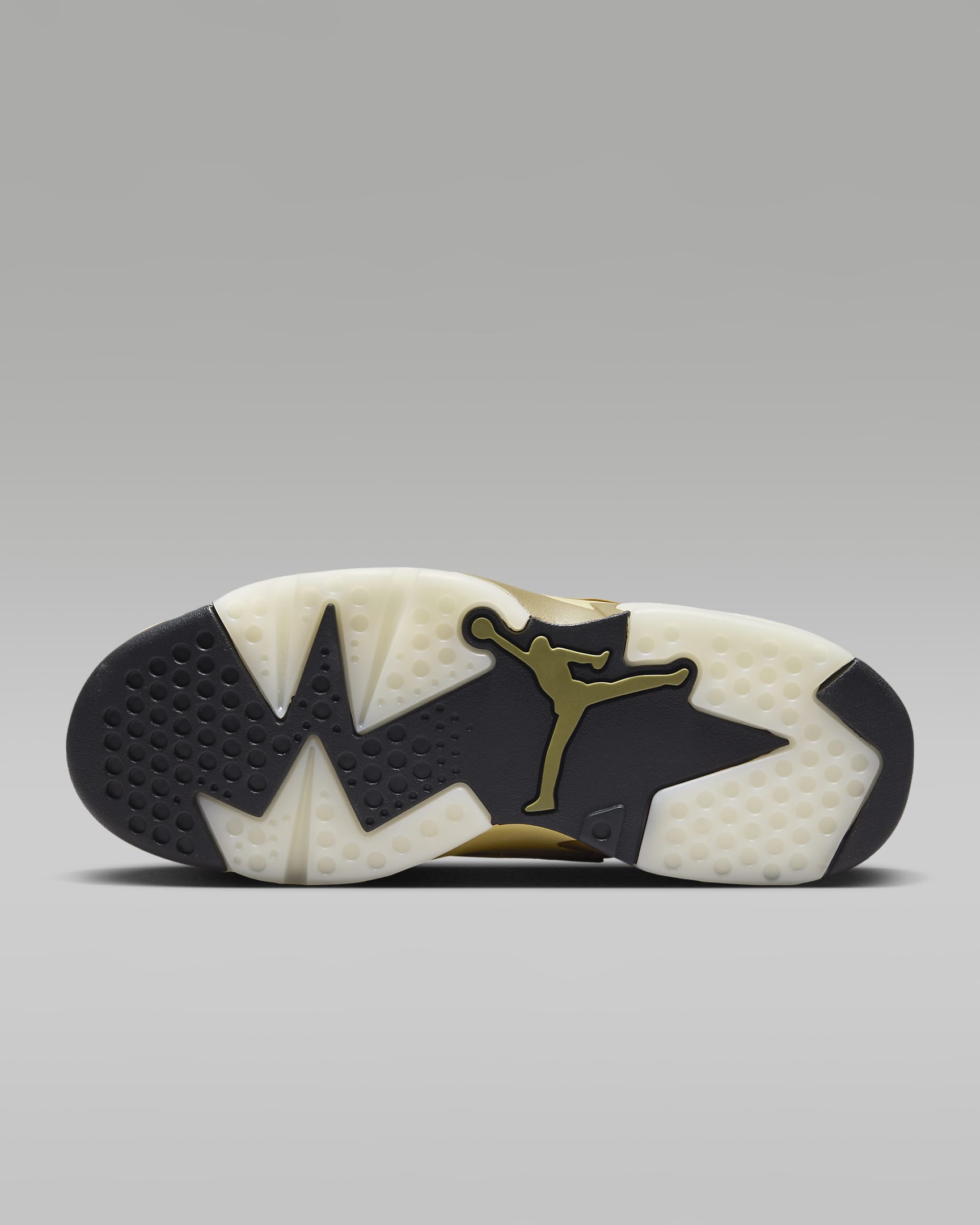 Jumpman MVP Women's Shoes - Team Gold/Brown Kelp/Sail/Shadow Brown