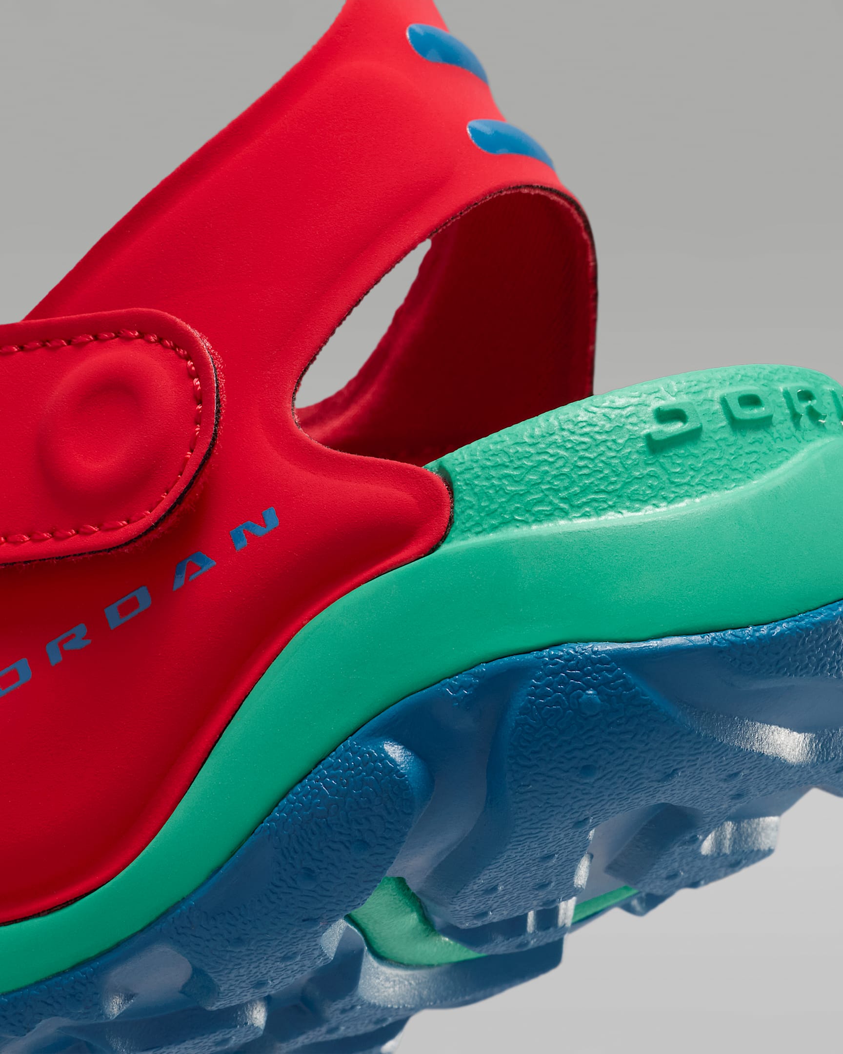 Jordan OTDR Younger Kids' Sandals - University Red/Track Red/Kinetic Green/True Blue