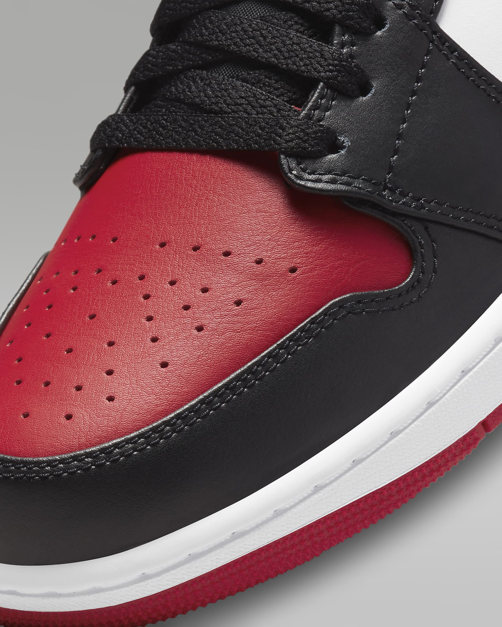 Air Jordan 1 Low Men's Shoes - Gym Red/Black/White