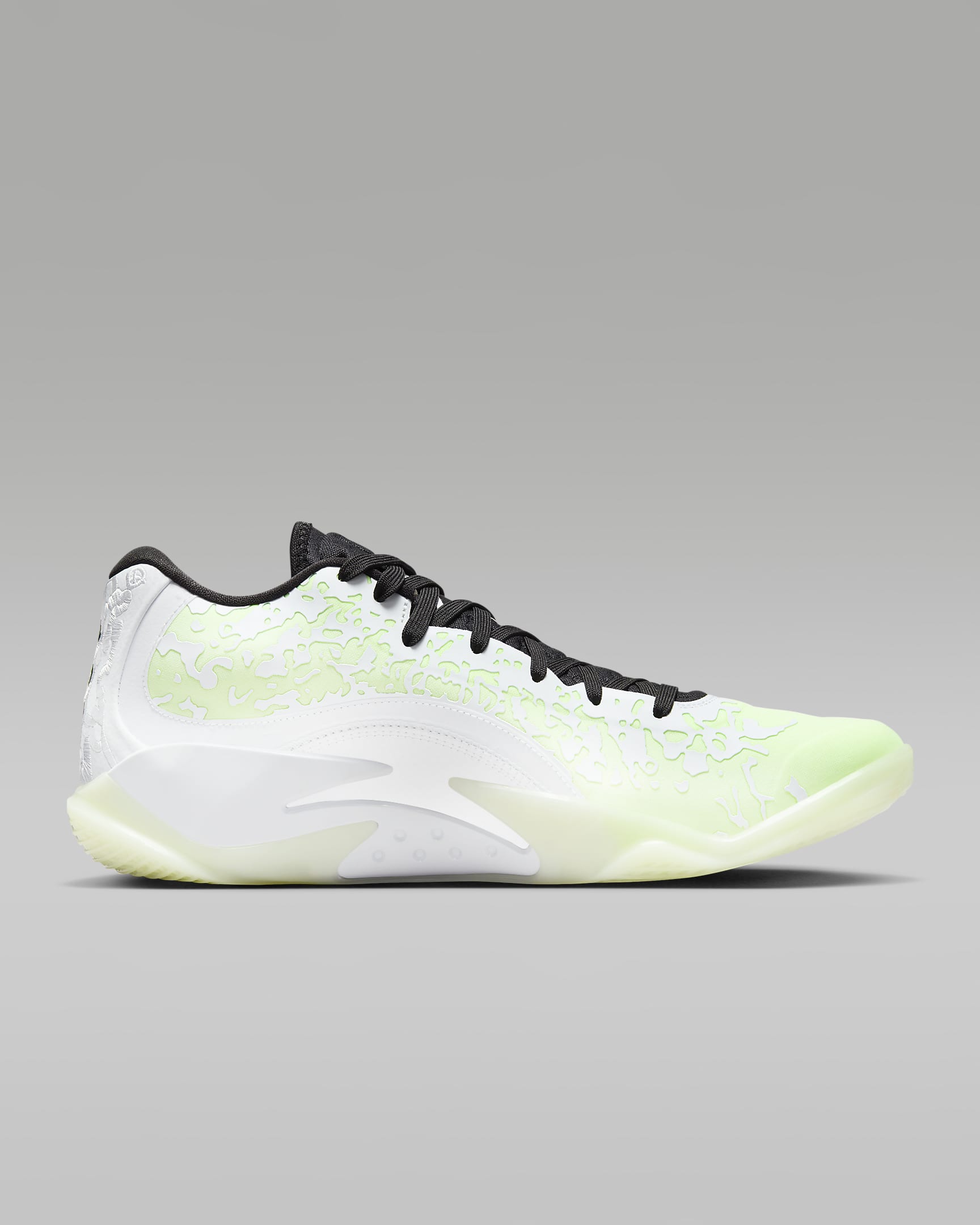 Zion 3 Basketball Shoes - White/Black/Barely Volt/White