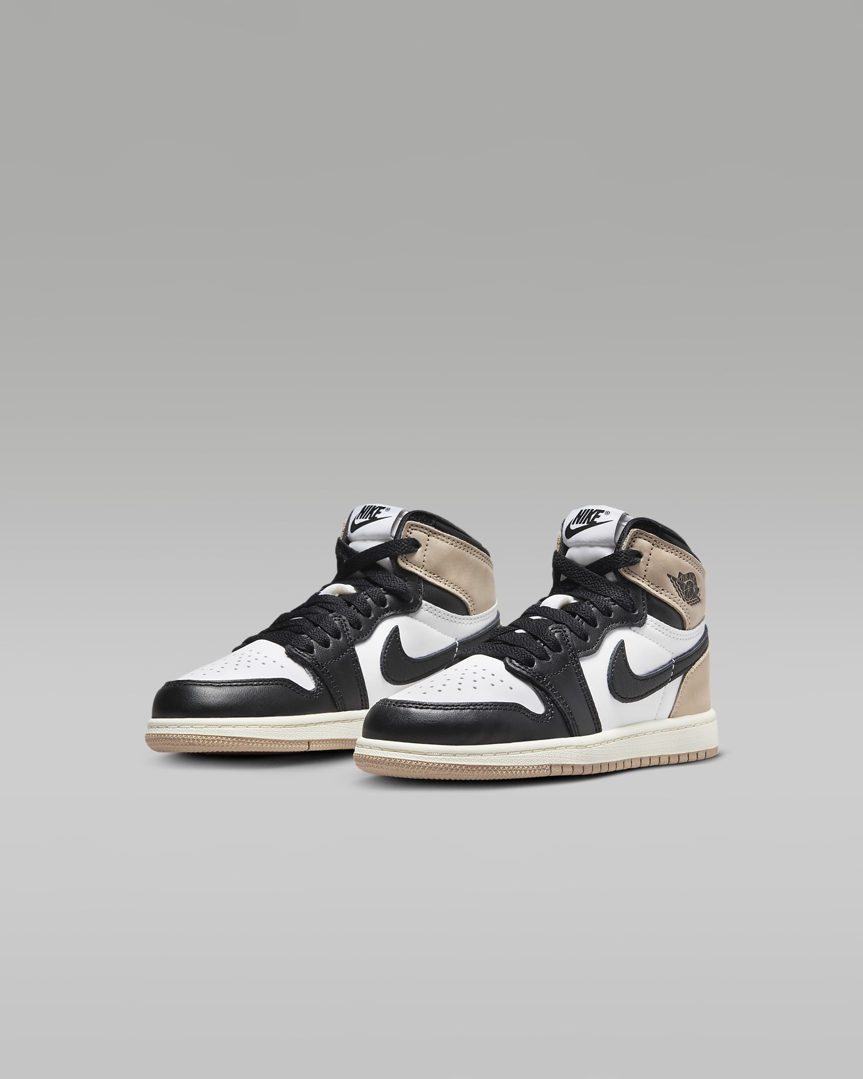 Jordan 1 Retro High OG 'Latte' Younger Kids' Shoes - Black/White/Sail/Legend Medium Brown