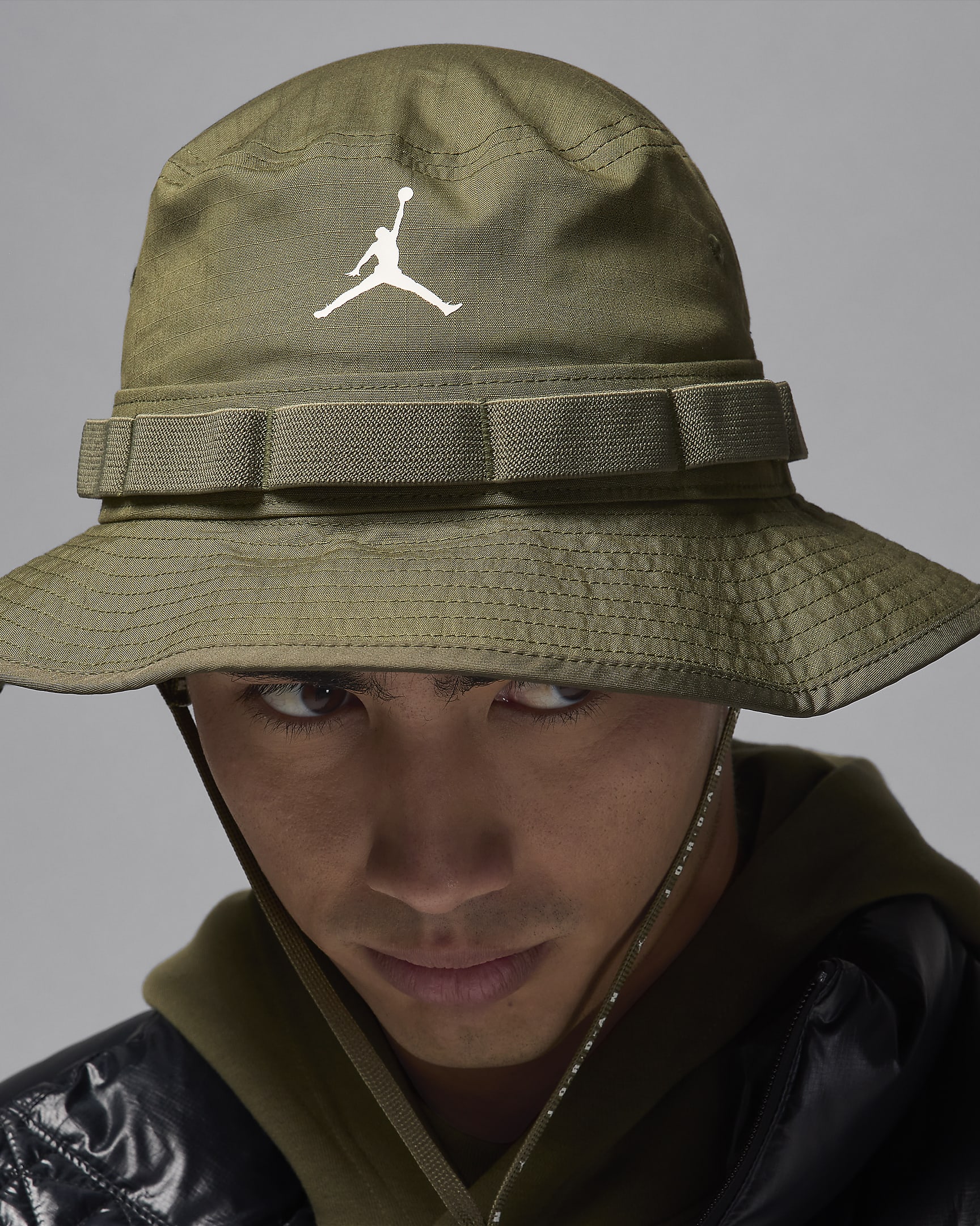 Jordan Apex Bucket Hat - Medium Olive/Medium Olive/Sail