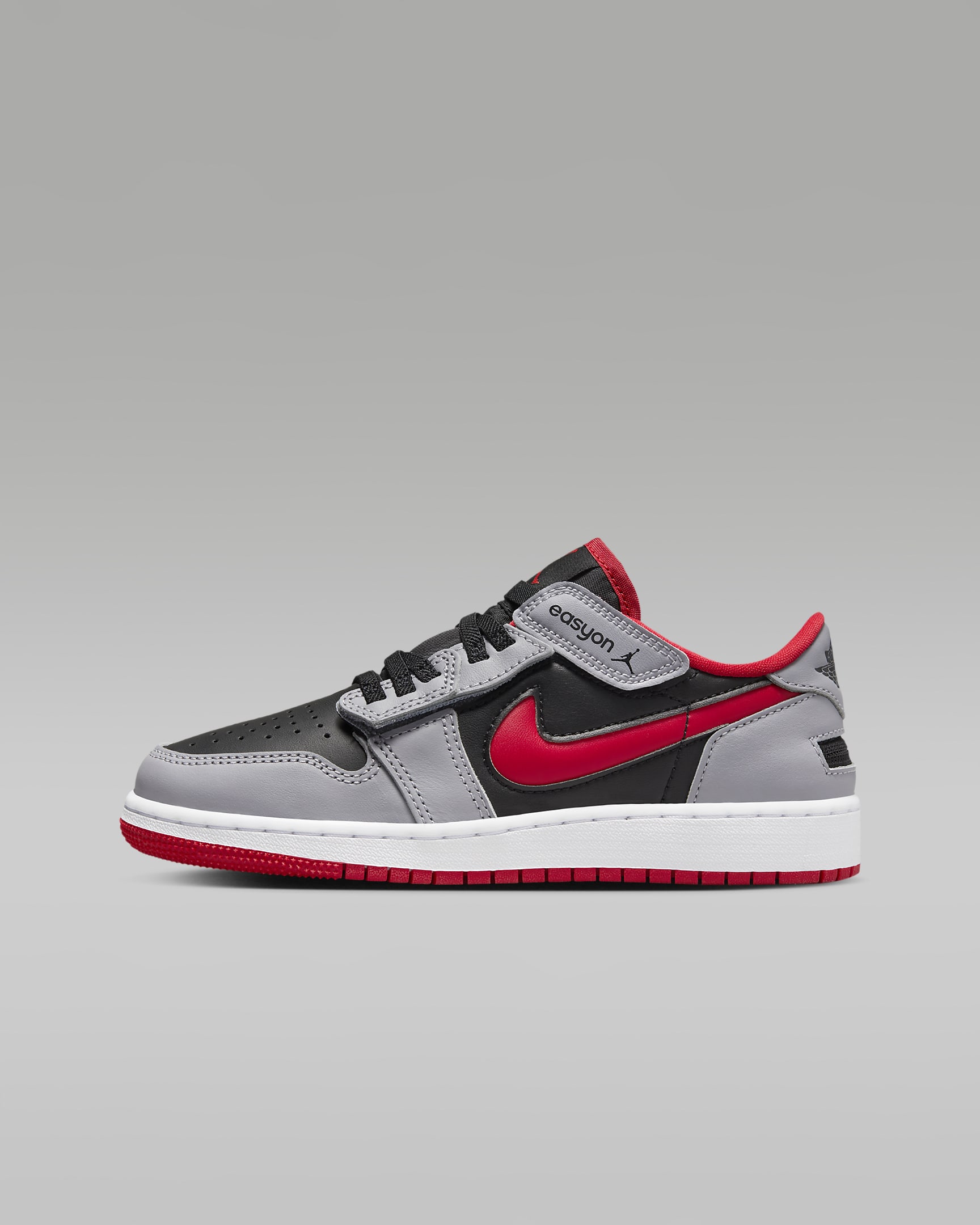 Air Jordan 1 Low FlyEase Zapatillas - Niño/a - Negro/Cement Grey/Blanco/Fire Red