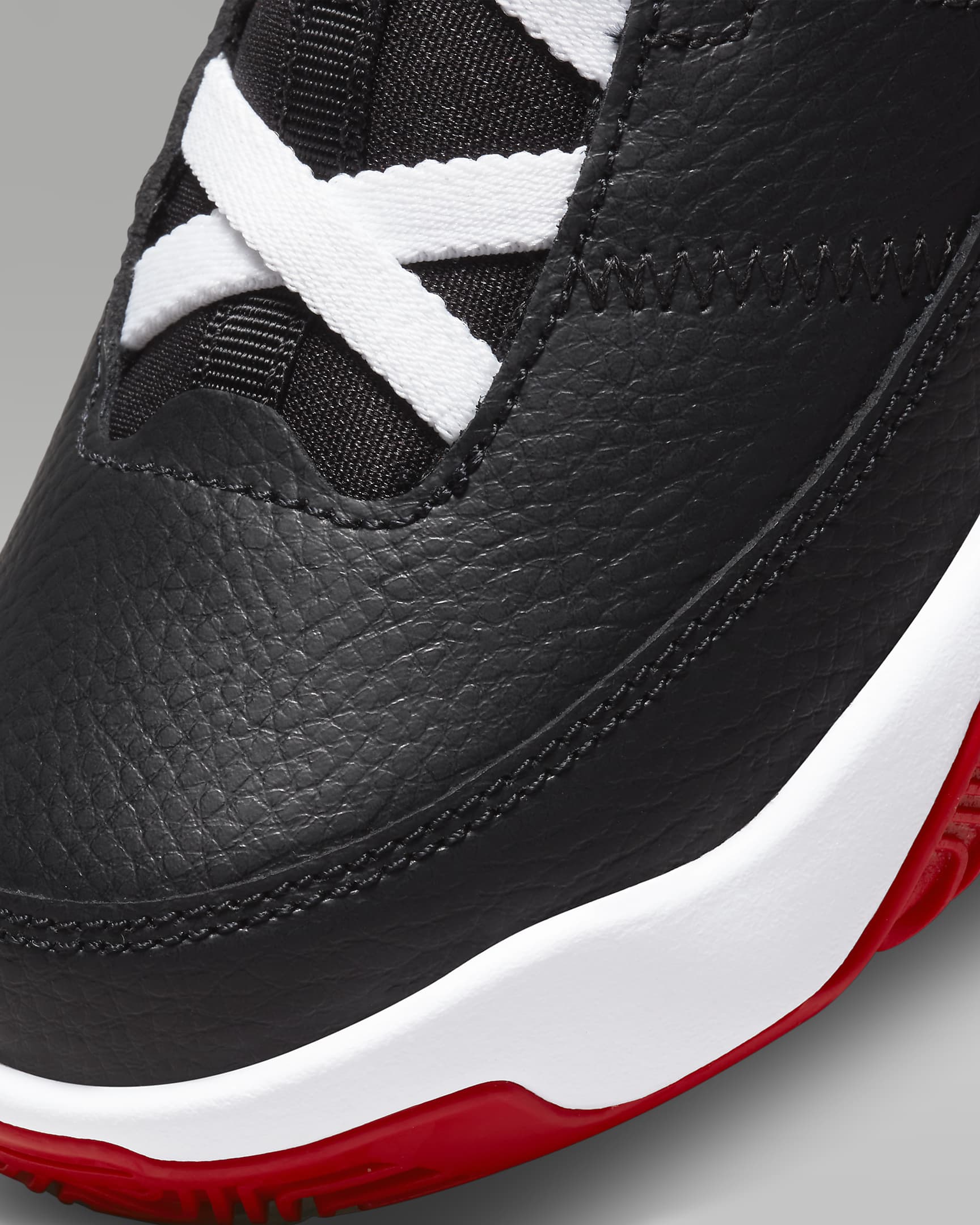 Calzado para niños talla pequeña Jordan Max Aura 3.