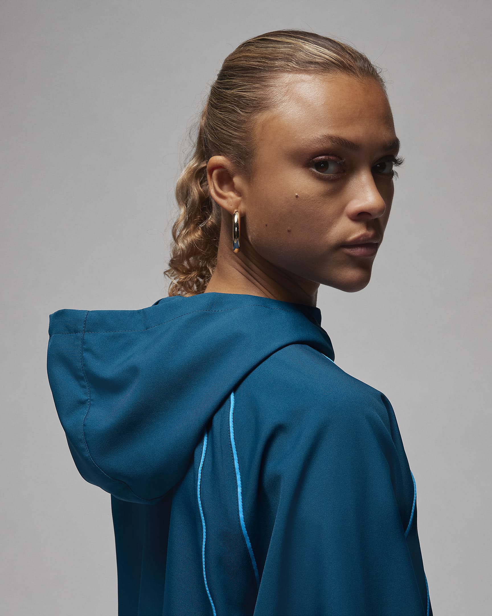 Jordan Women's Woven Jacket. Nike LU