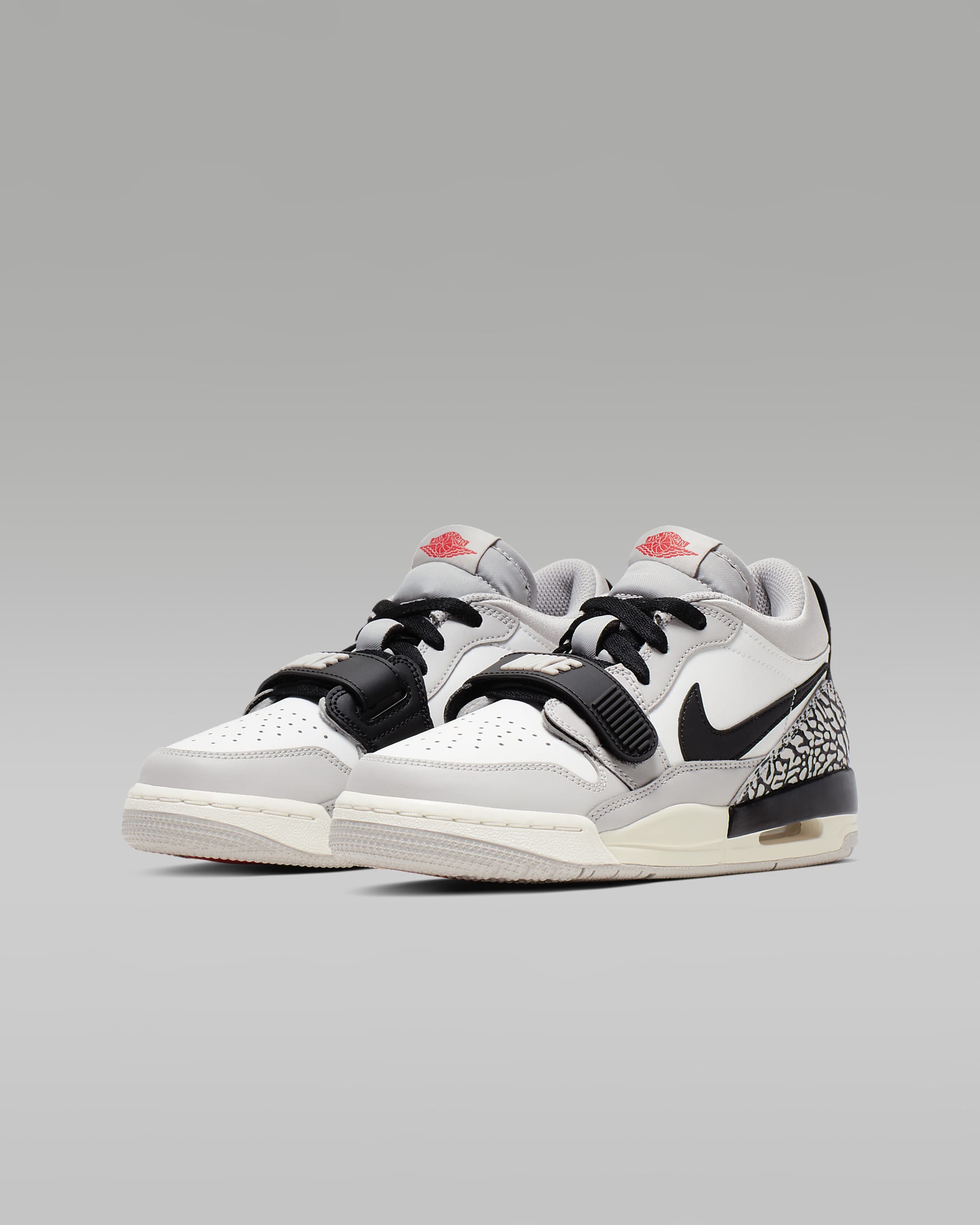 Chaussure Air Jordan Legacy 312 Low pour ado - Summit White/Tech Grey/Noir/Fire Red