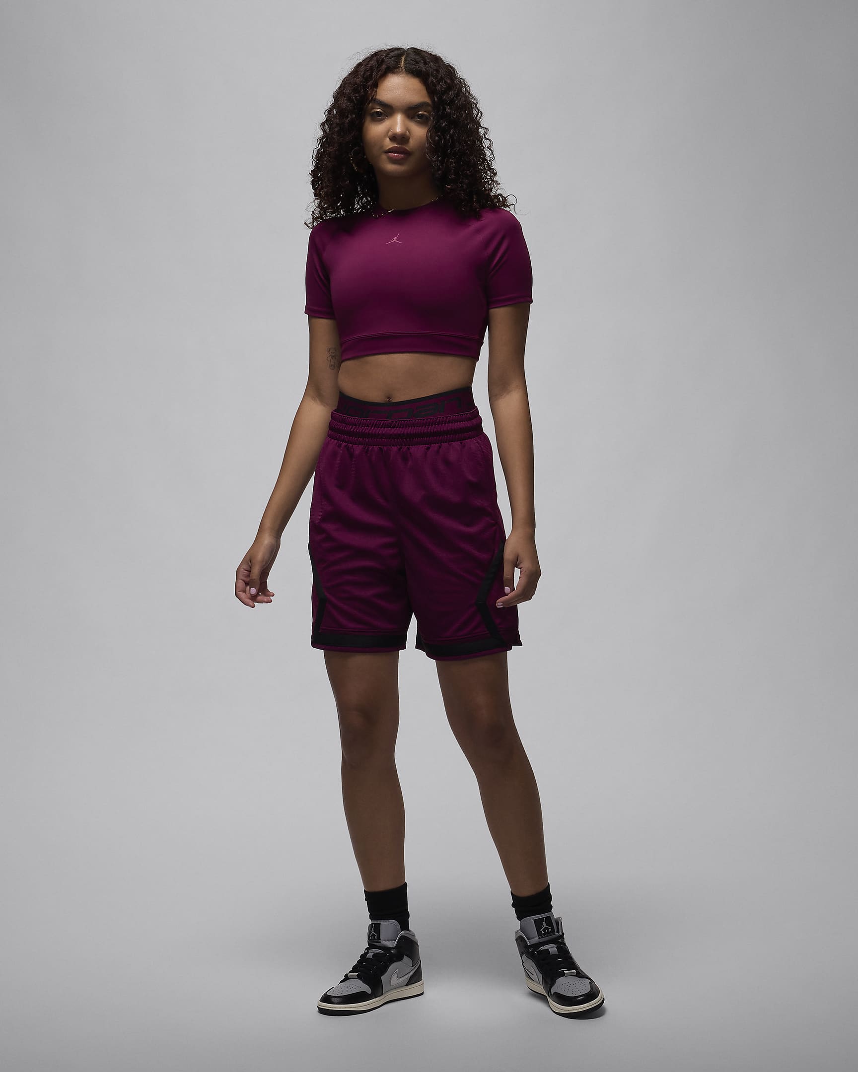 Jordan Sport Bodycon Performance-croptop til kvinder - Bordeaux/Rosewood