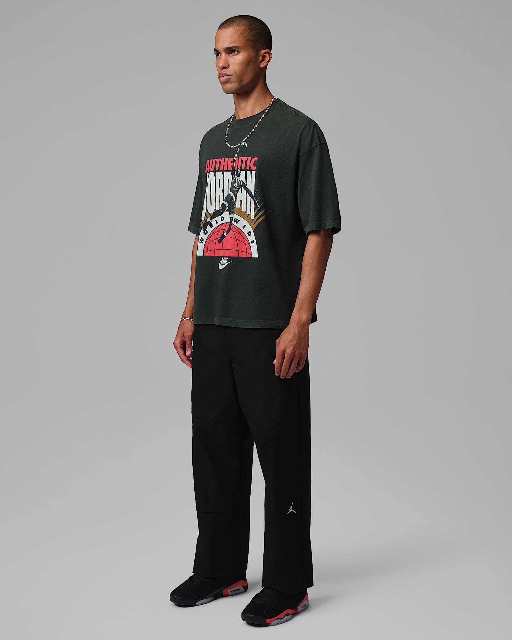 Jordan Men's Oversized Reissue T-Shirt - Off-Noir/Infrared 23
