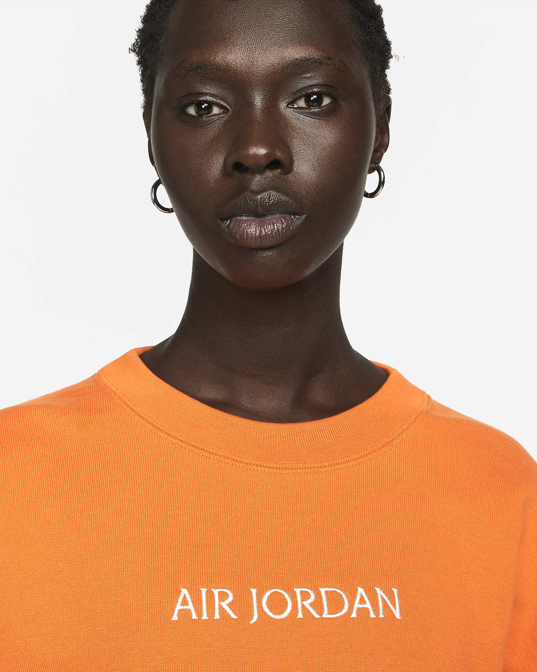 Air Jordan Women's Crew Sweatshirt. Nike SI
