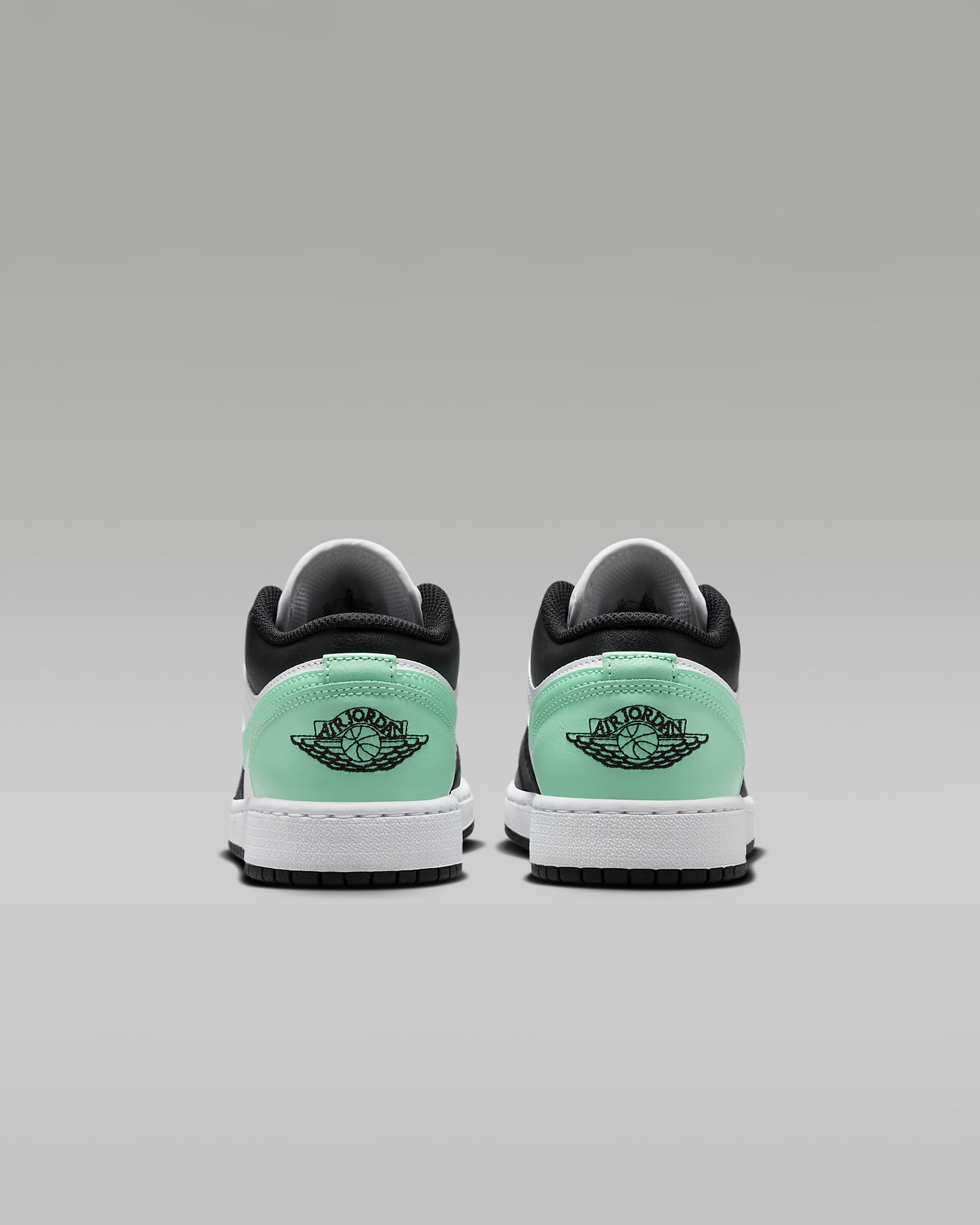 Boty Air Jordan 1 Low pro větší děti - Bílá/Green Glow/Černá