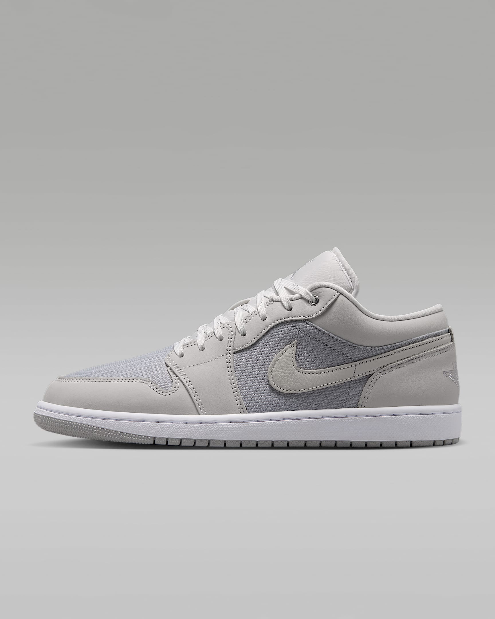 Air Jordan 1 Low SE Men's Shoes - Off White/Soft Pearl/Light Smoke Grey