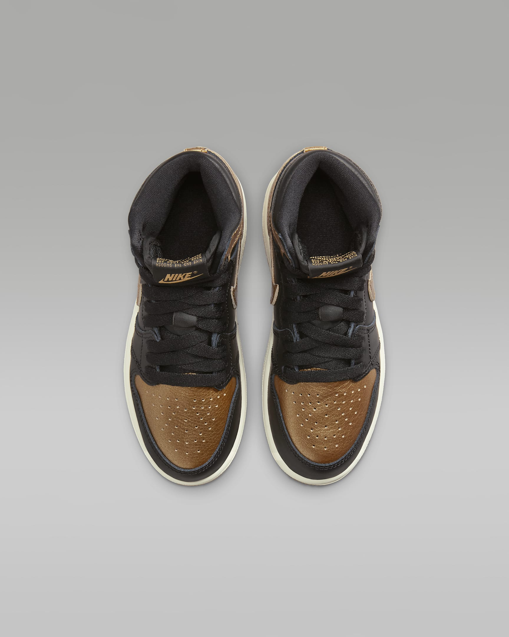 Jordan 1 Retro High OG "Black and Gold" Little Kids' Shoes - Black/Sail/Metallic Gold