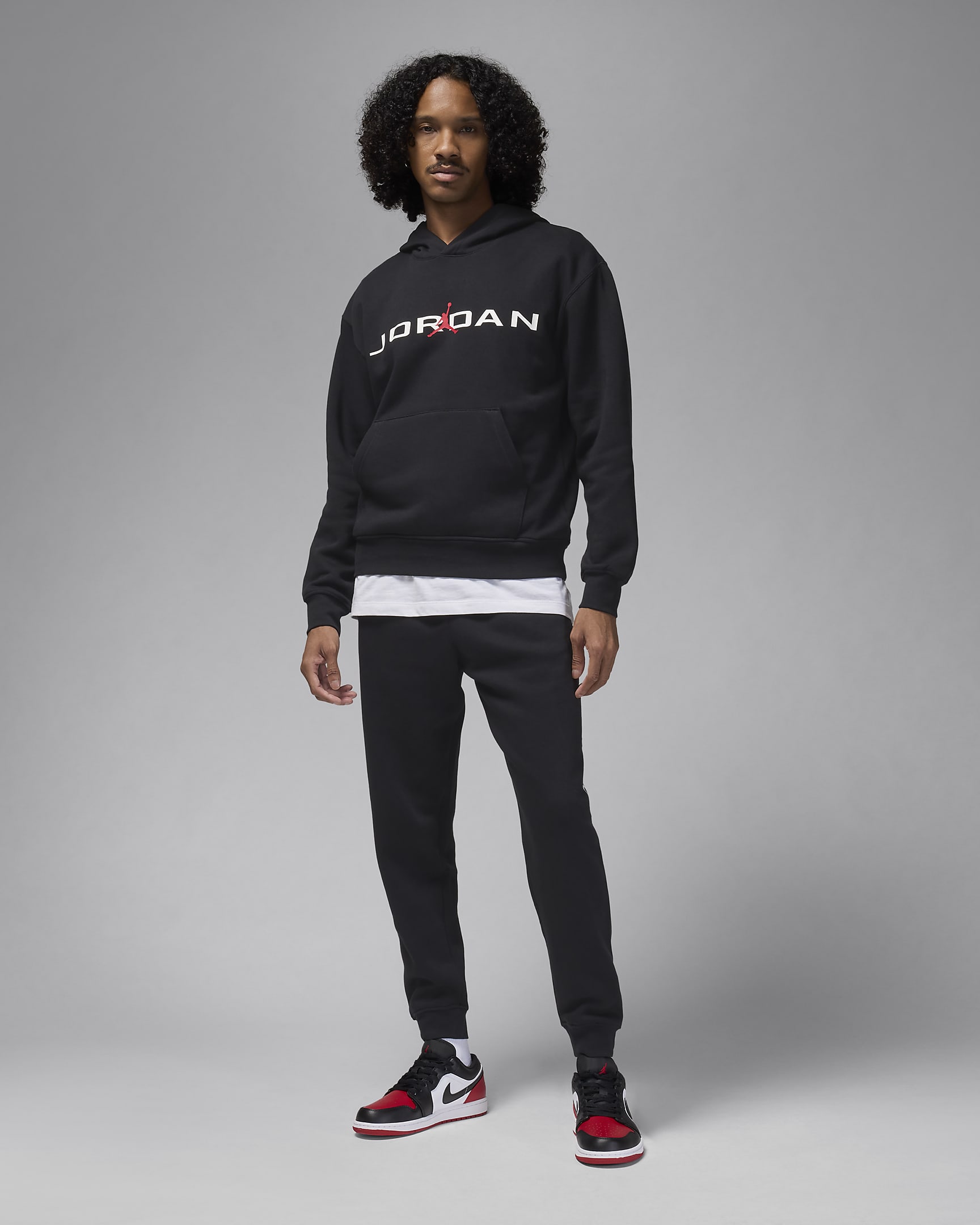 Jordan Essentials Men's Fleece Joggers - Black/White