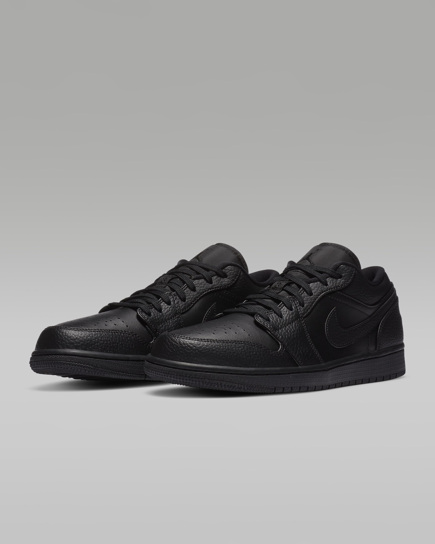 Chaussure Air Jordan 1 Low pour Homme - Noir/Noir/Noir