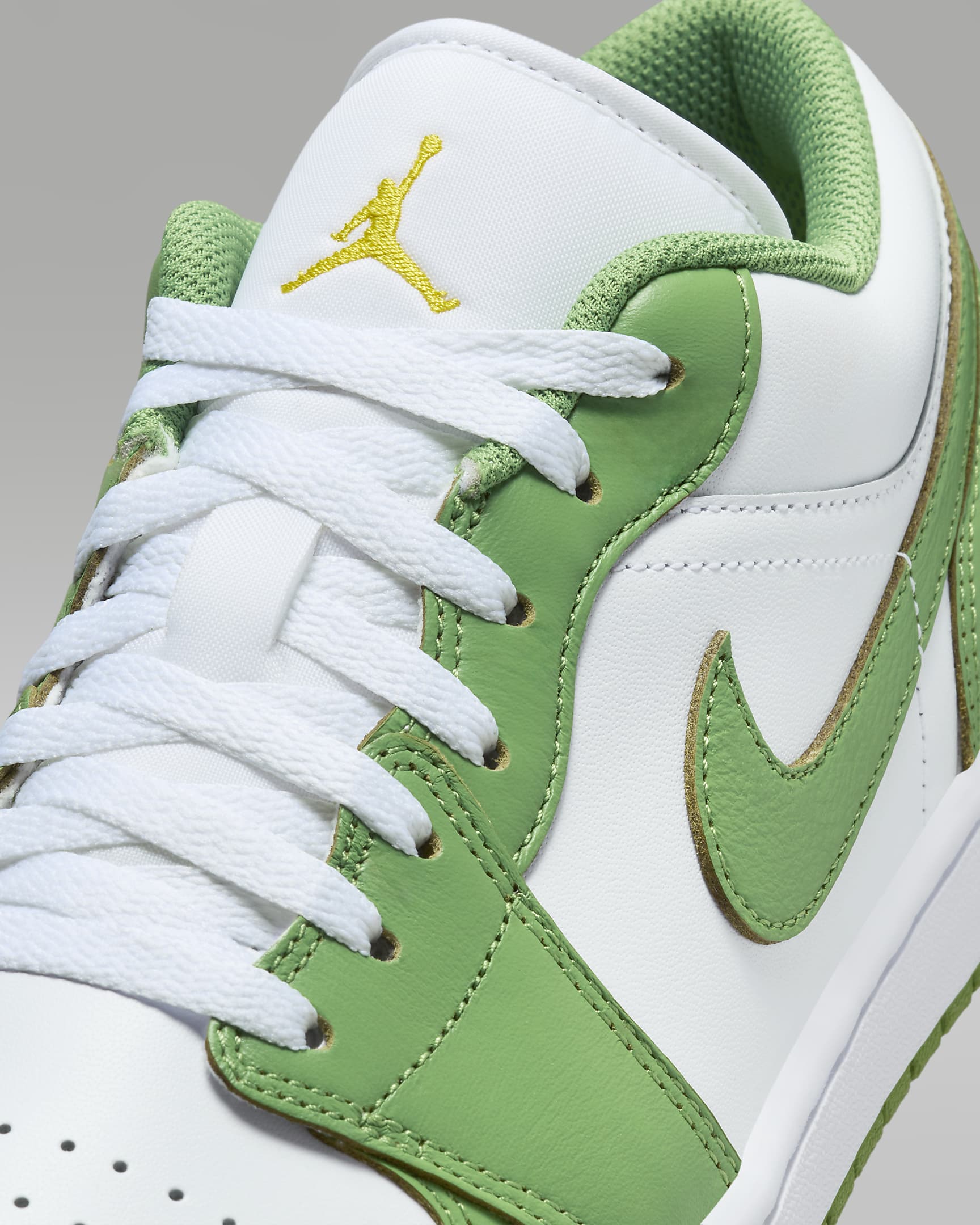 Air Jordan 1 Low SE Men's Shoes - White/Lightning/Chlorophyll